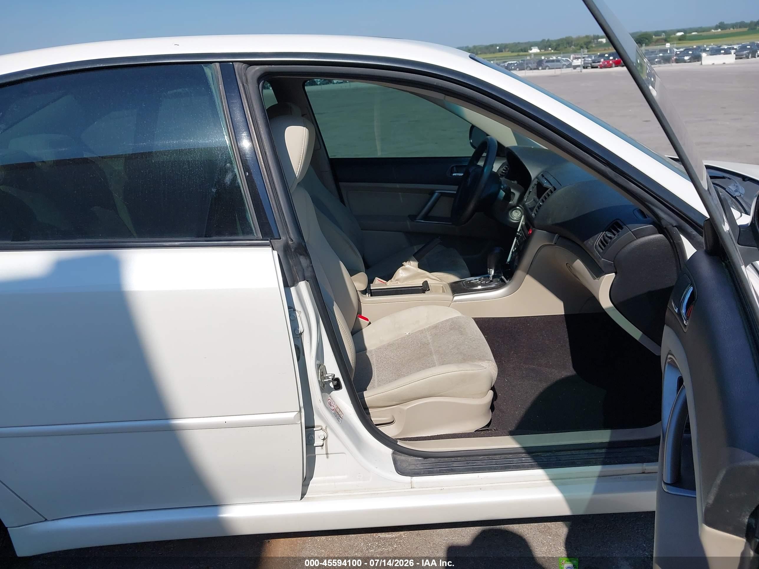 2009 Subaru Legacy 2.5i White vin: 4S3BL616097227165