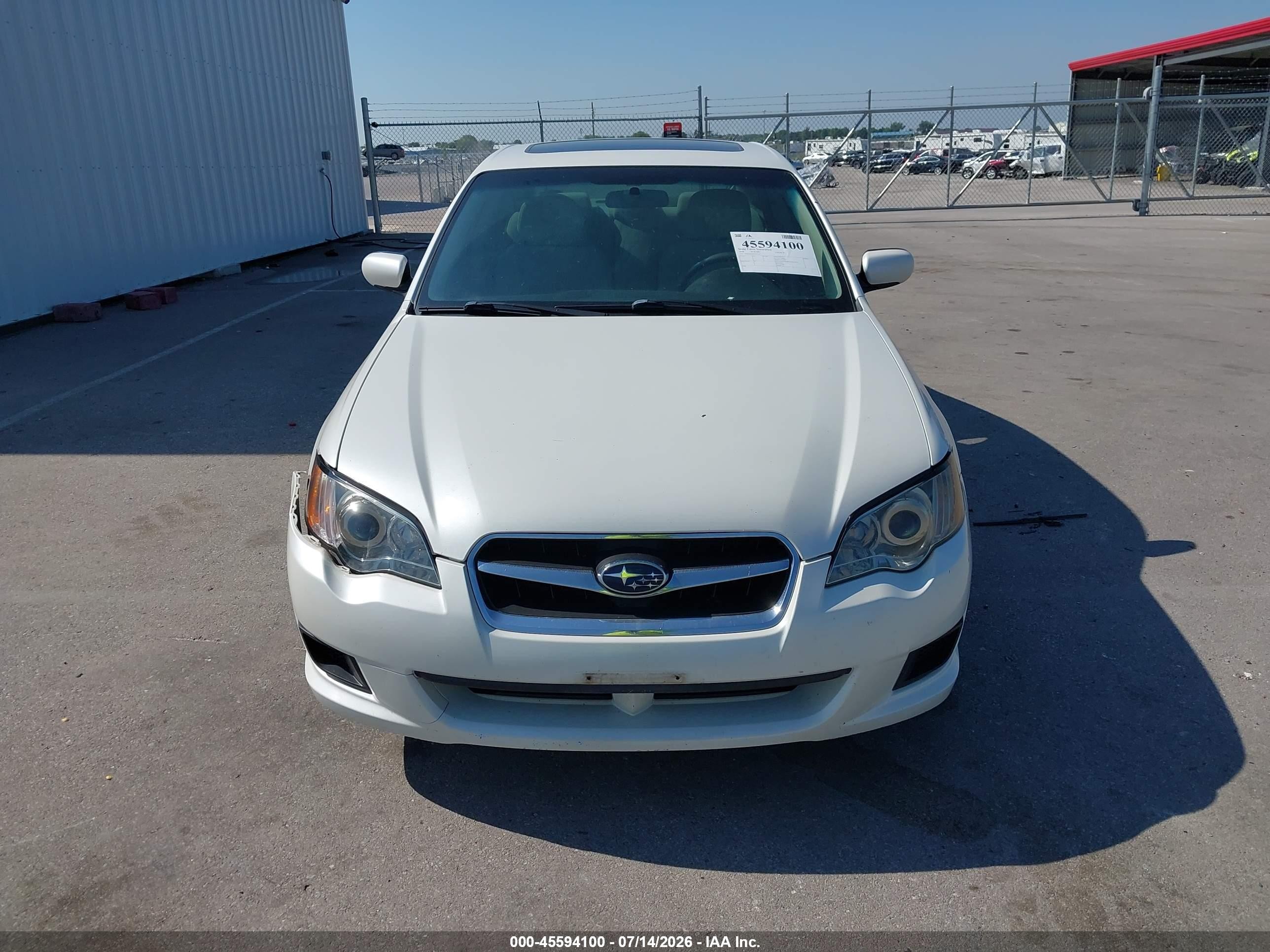 2009 Subaru Legacy 2.5i White vin: 4S3BL616097227165