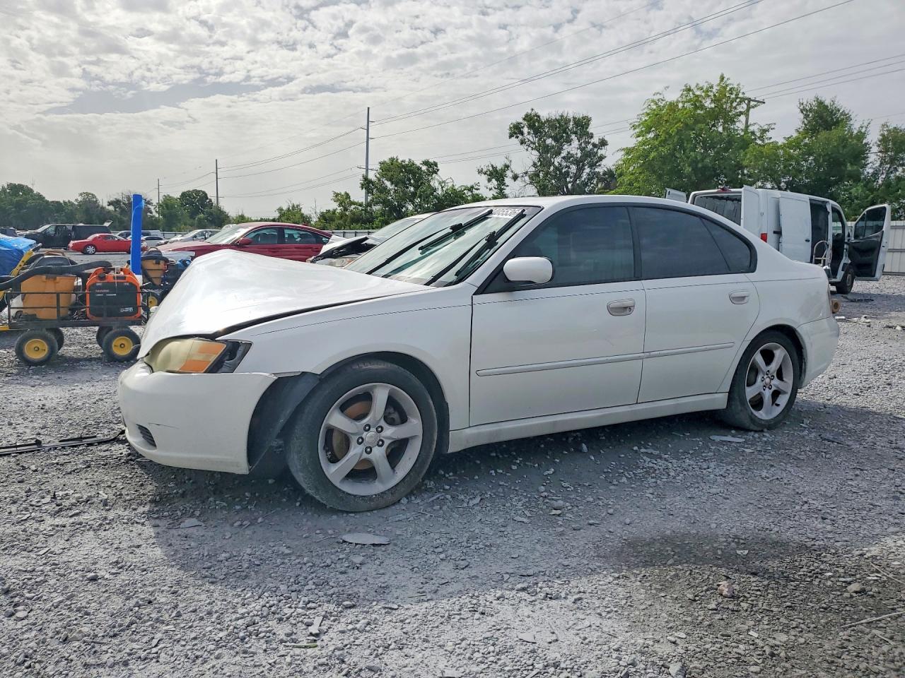 2007 Subaru Legacy 2.5i White vin: 4S3BL616177207505