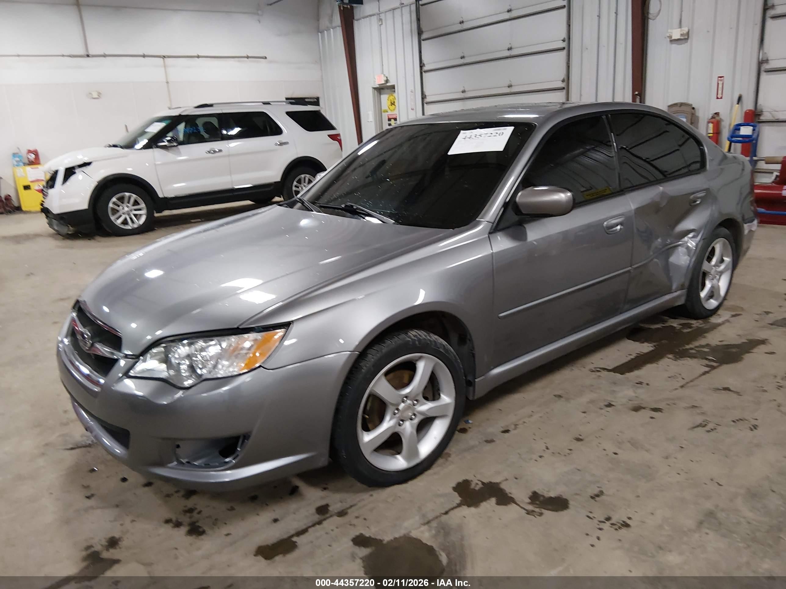 2008 Subaru Legacy 2.5i Gray vin: 4S3BL616387221682