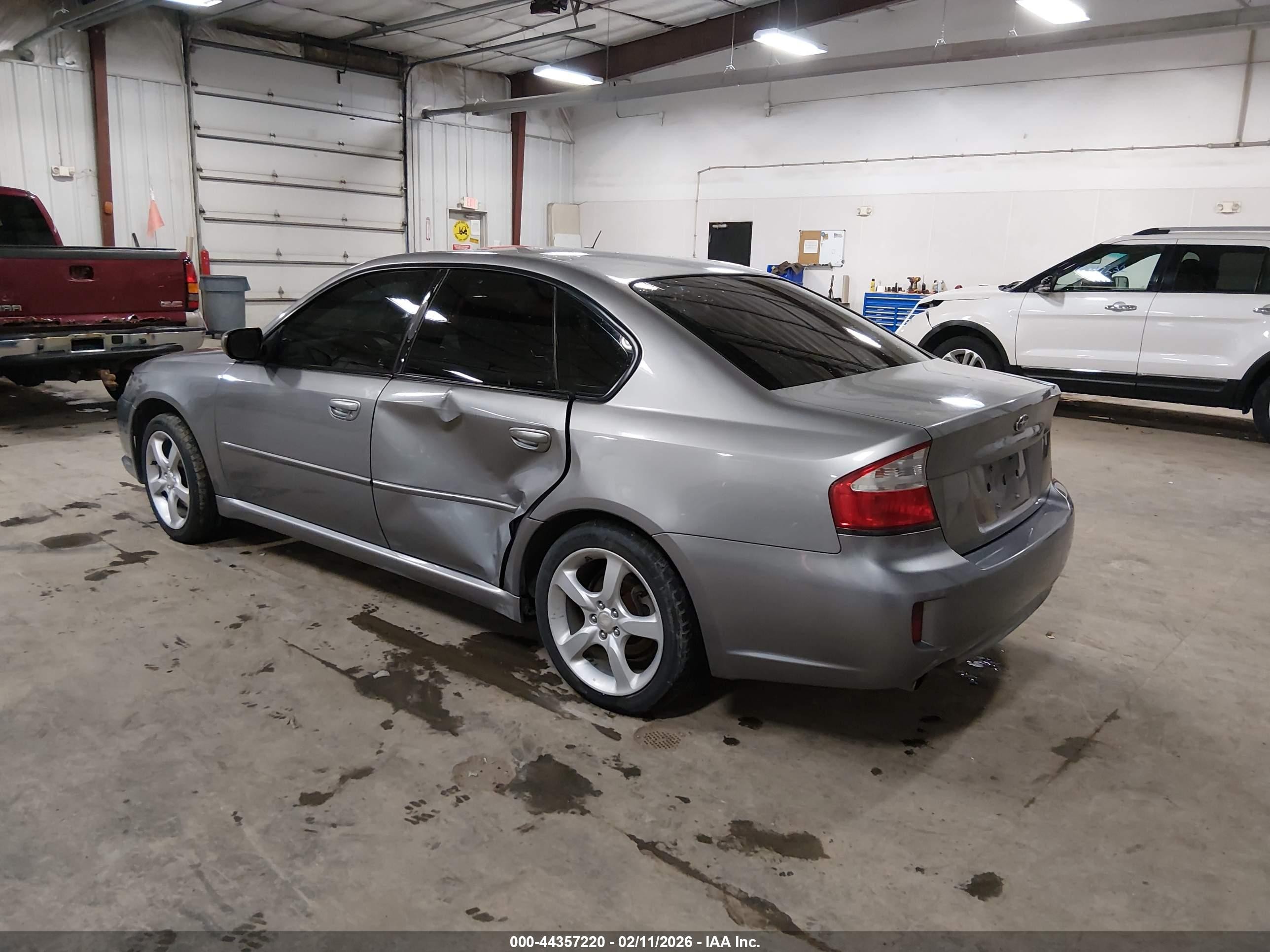 2008 Subaru Legacy 2.5i Gray vin: 4S3BL616387221682