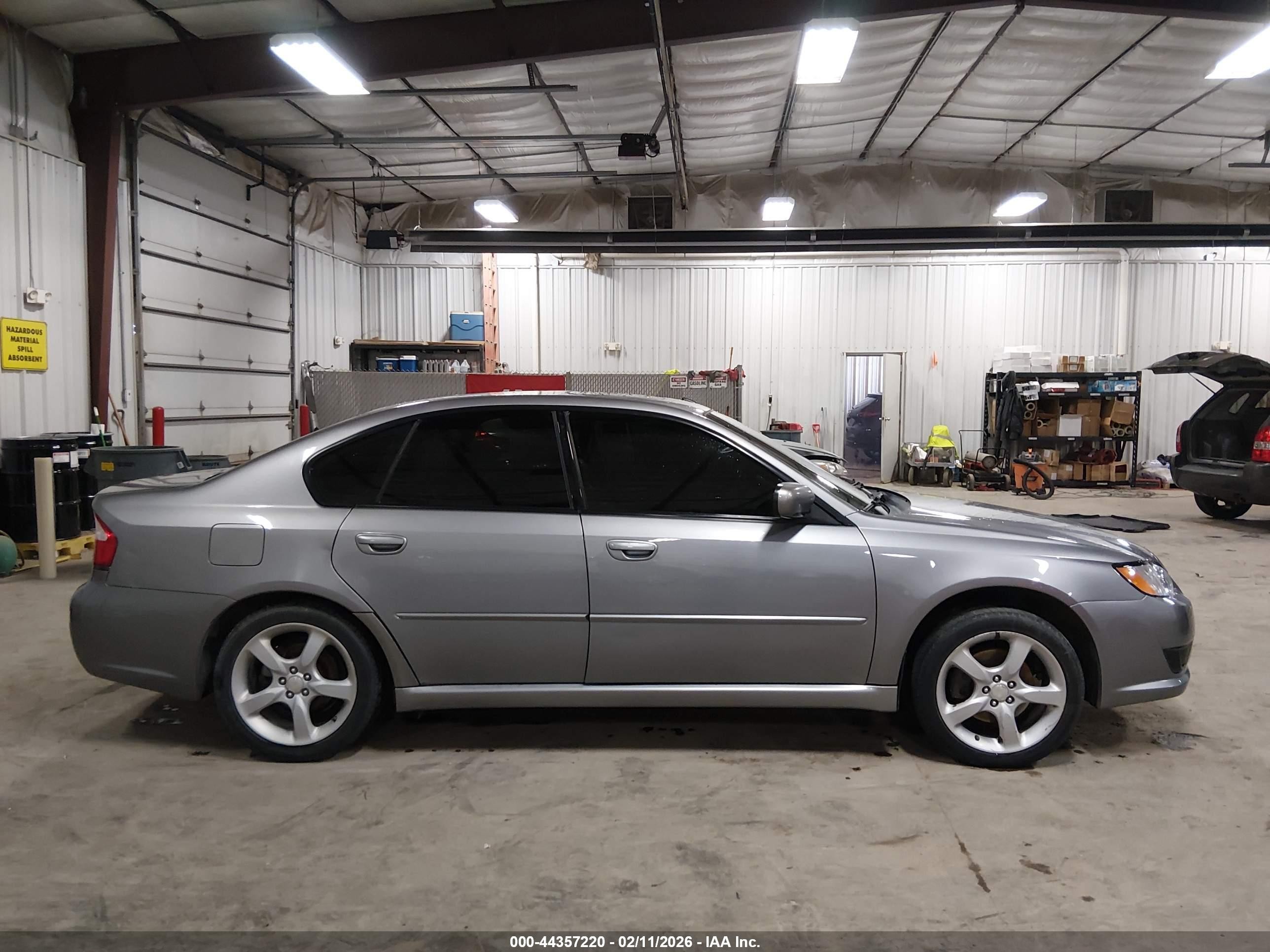2008 Subaru Legacy 2.5i Gray vin: 4S3BL616387221682