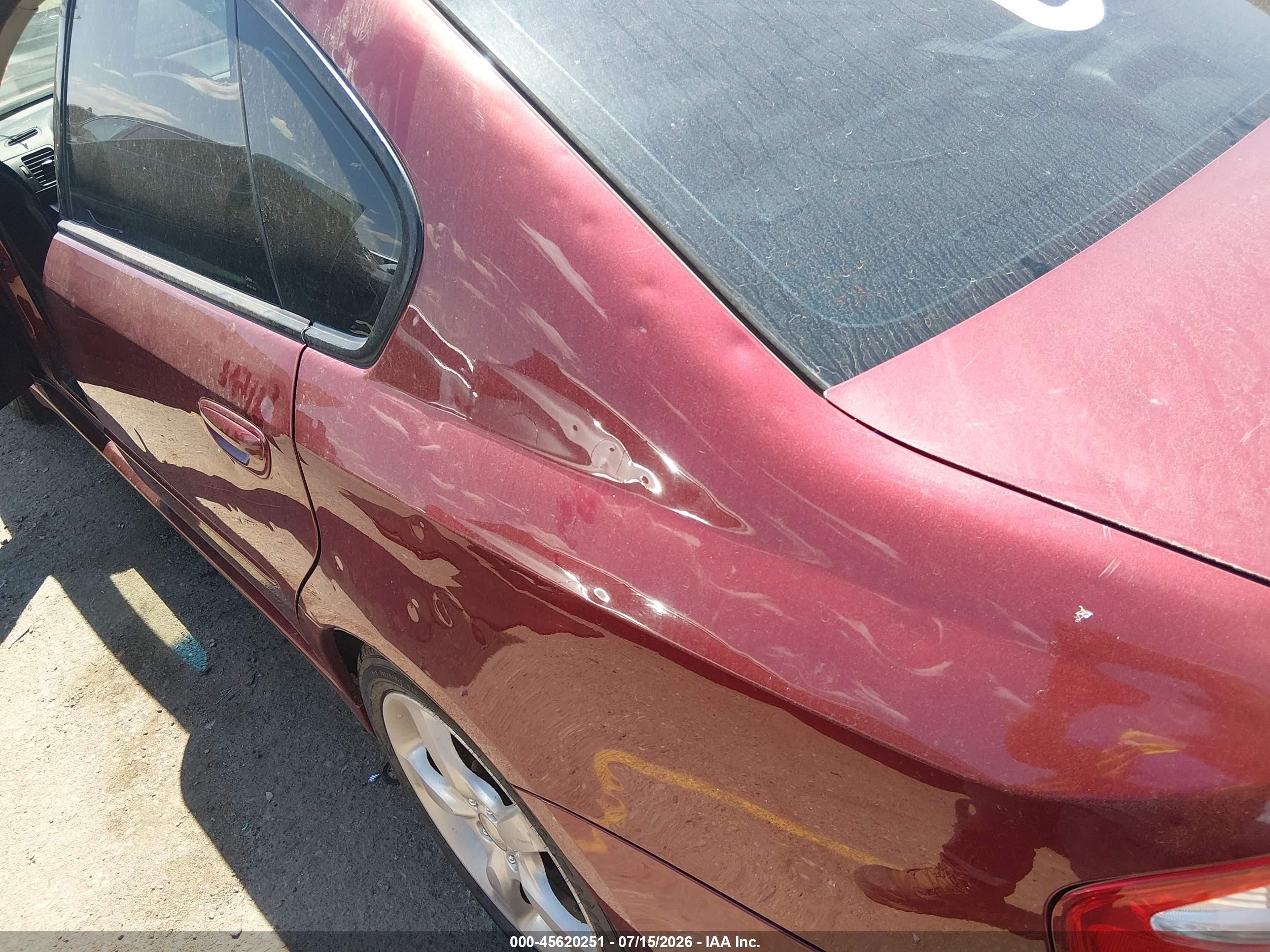2009 Subaru Legacy 2.5i Red vin: 4S3BL616397210635