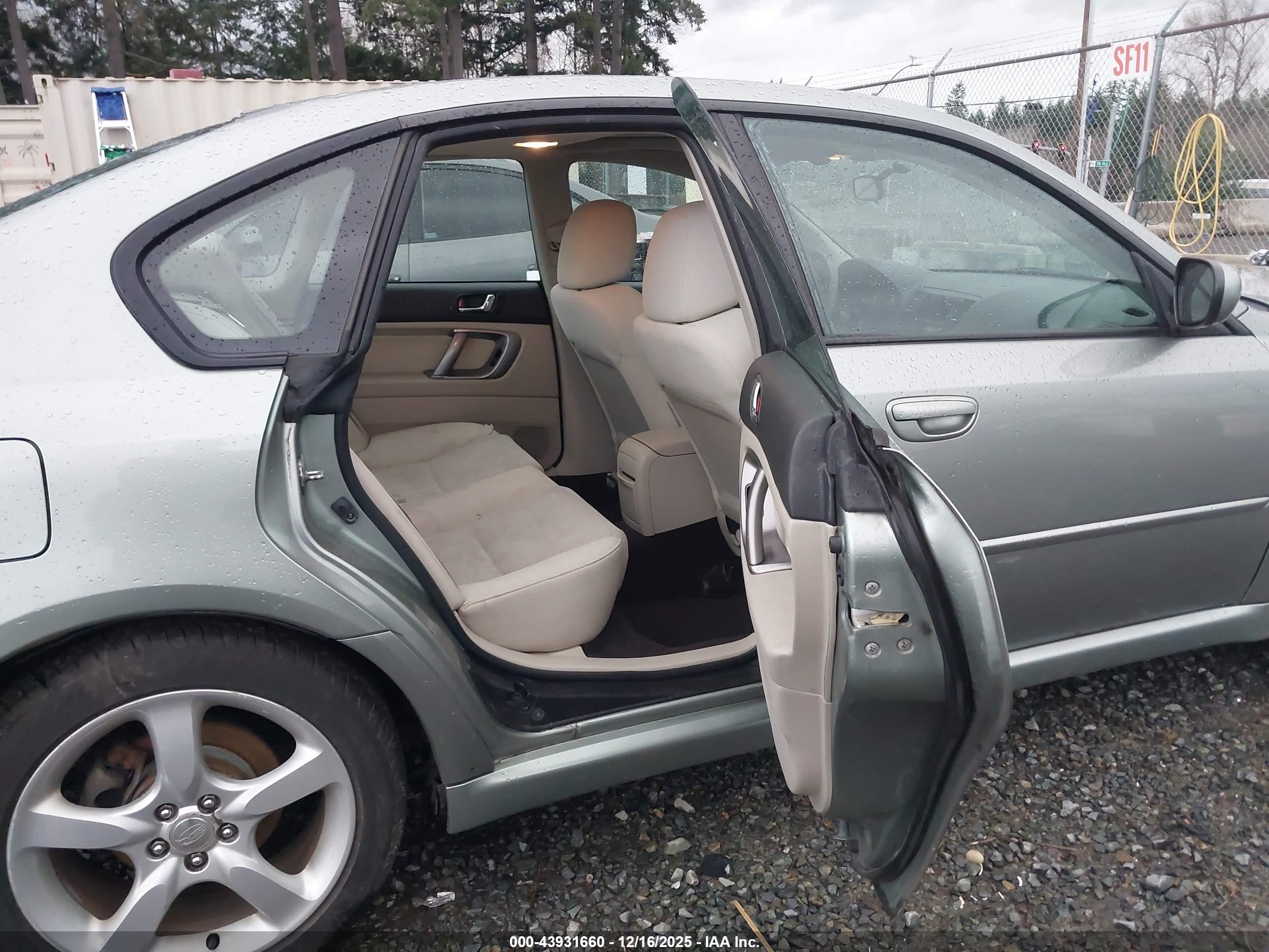 2009 Subaru Legacy 2.5i Green vin: 4S3BL616397227712