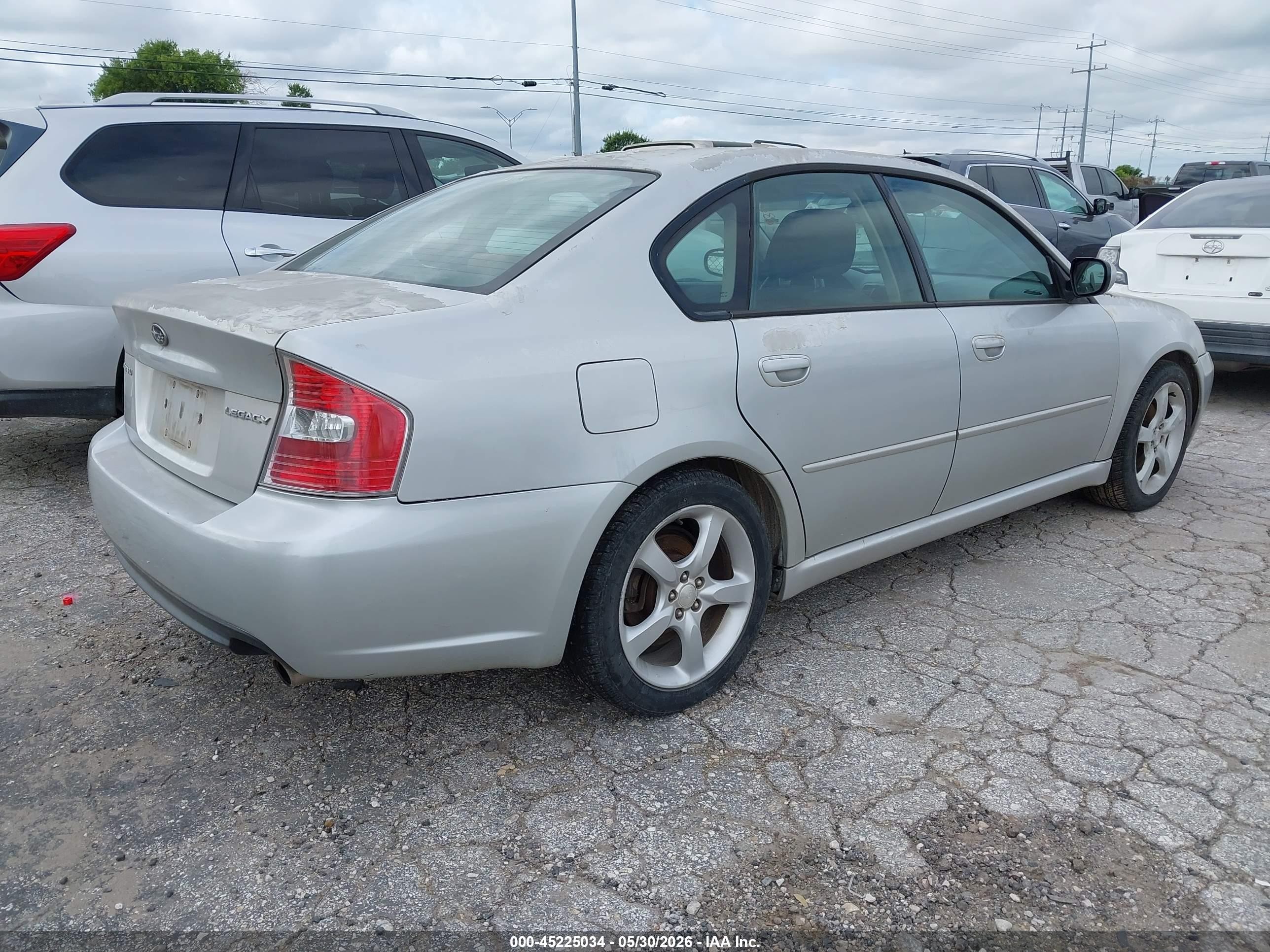 2006 Subaru Legacy 2.5i Silver vin: 4S3BL616567211121