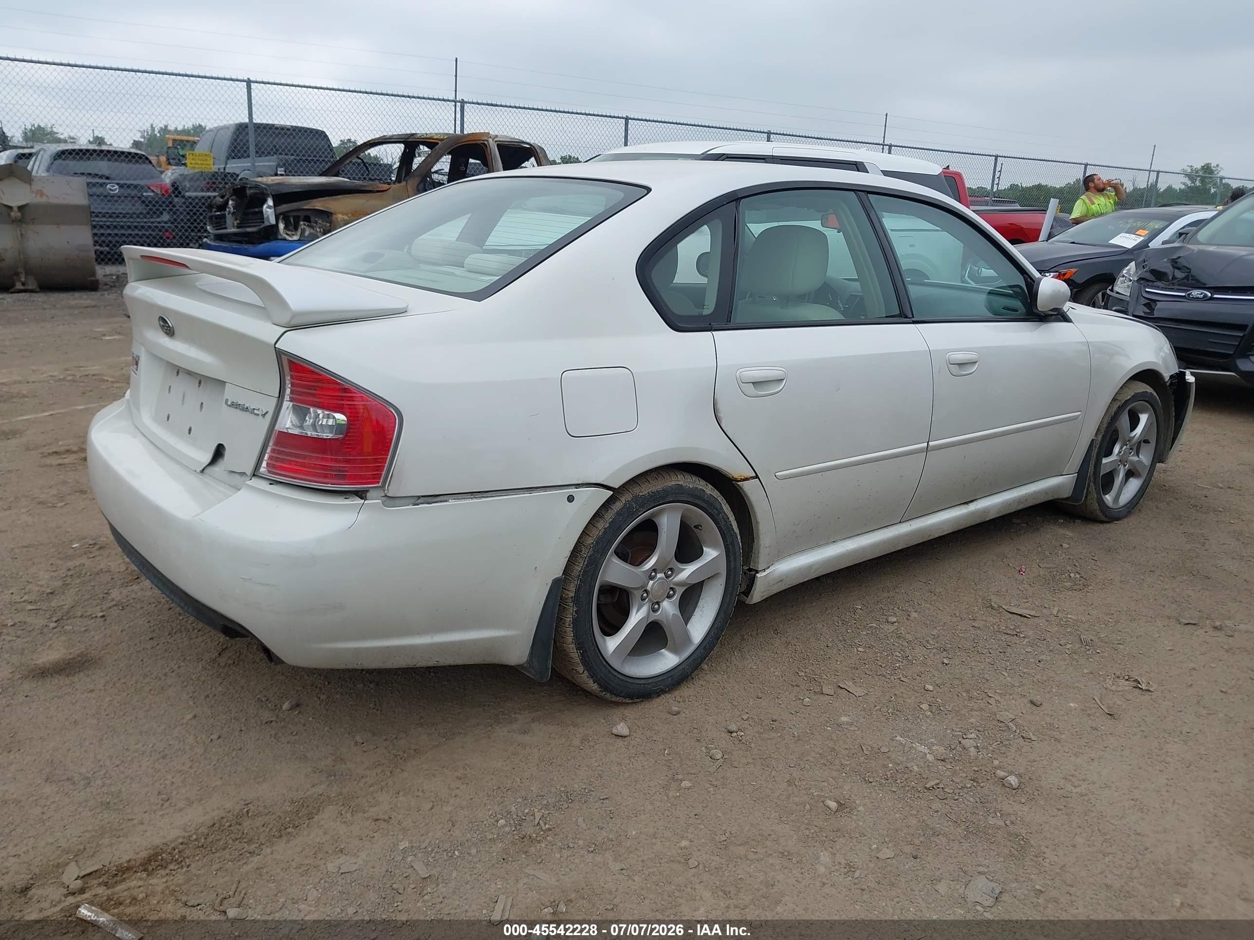 2007 Subaru Legacy 2.5i Белый vin: 4S3BL616577204820