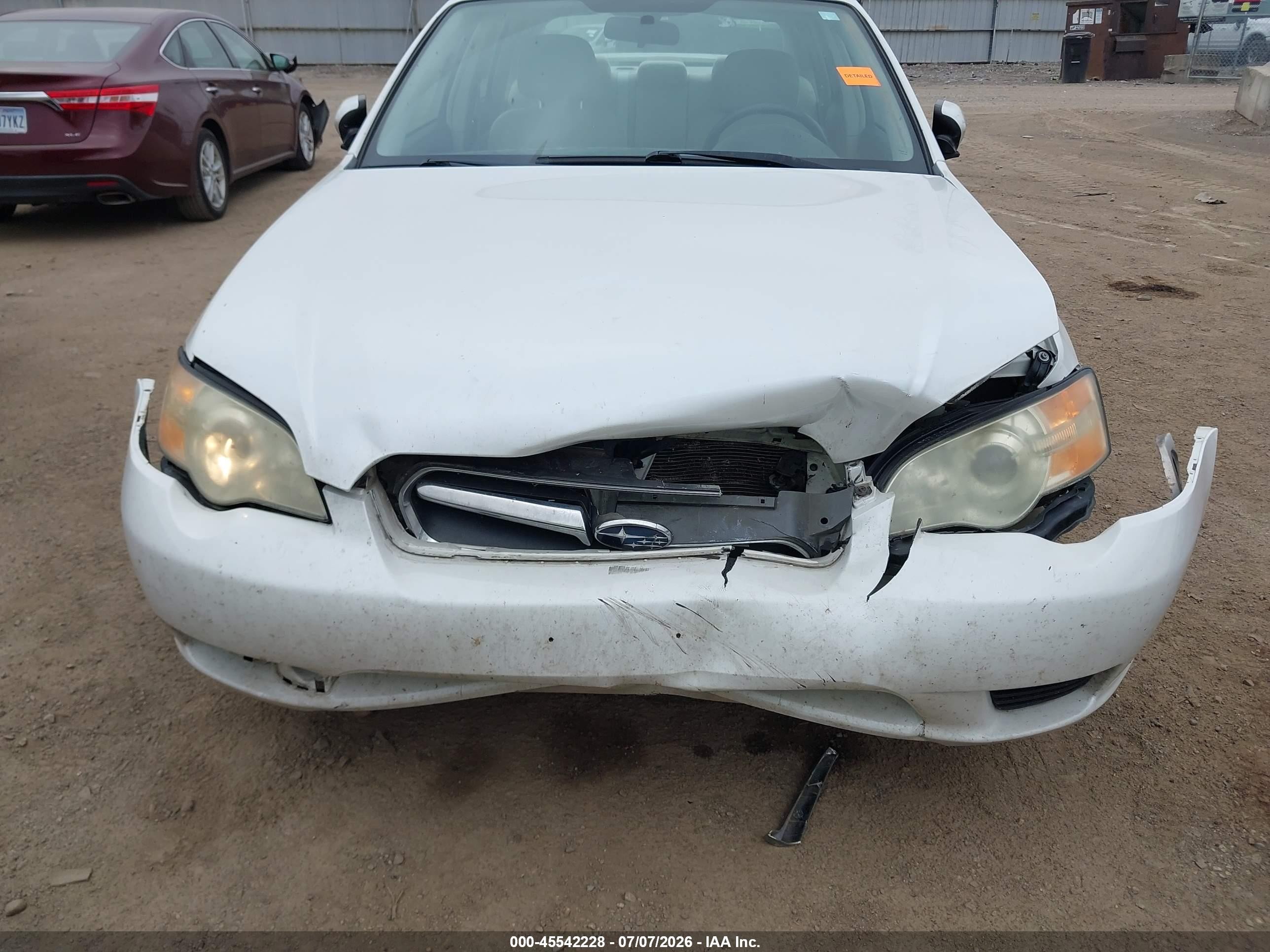 2007 Subaru Legacy 2.5i Белый vin: 4S3BL616577204820