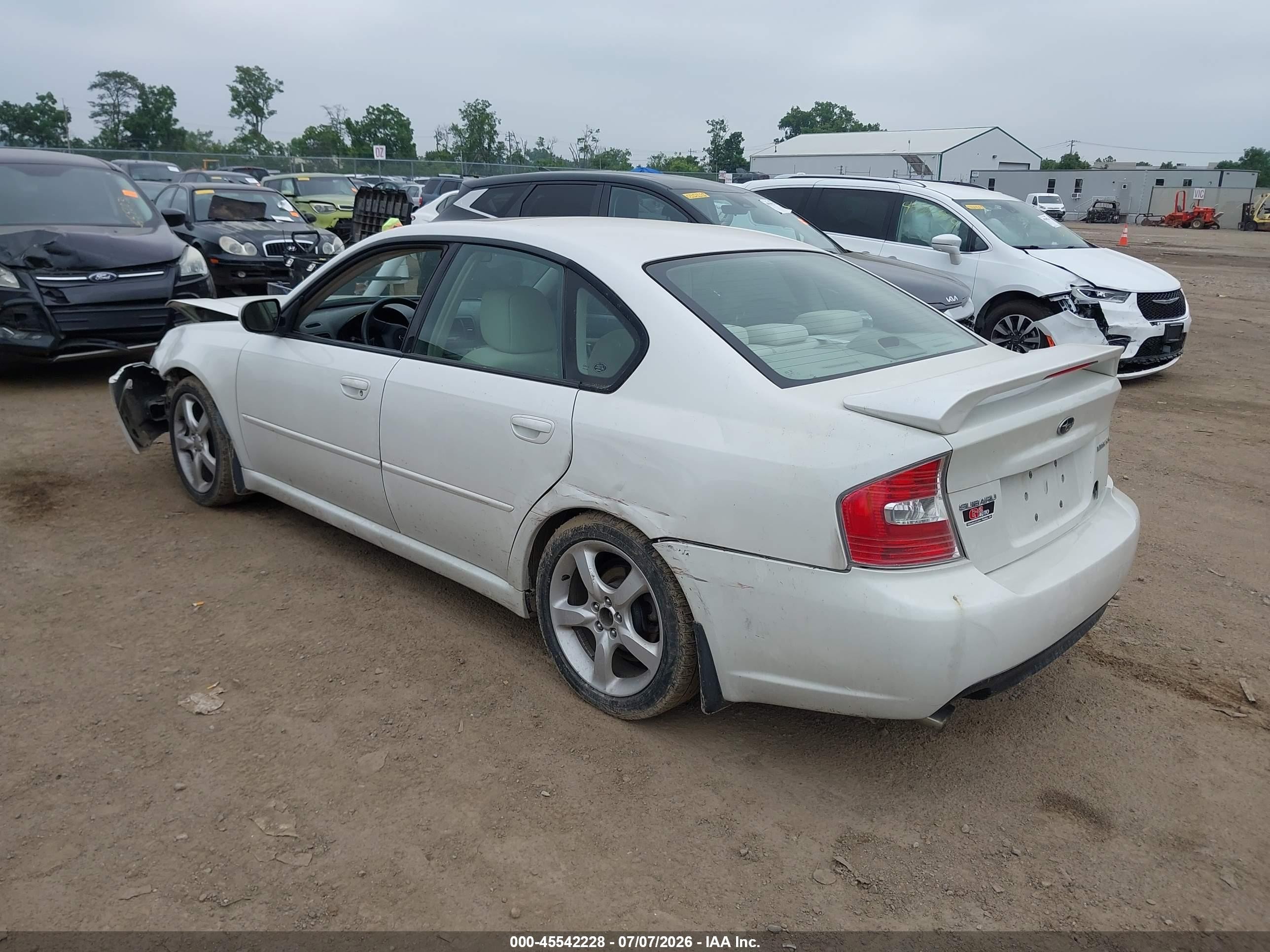 2007 Subaru Legacy 2.5i Белый vin: 4S3BL616577204820