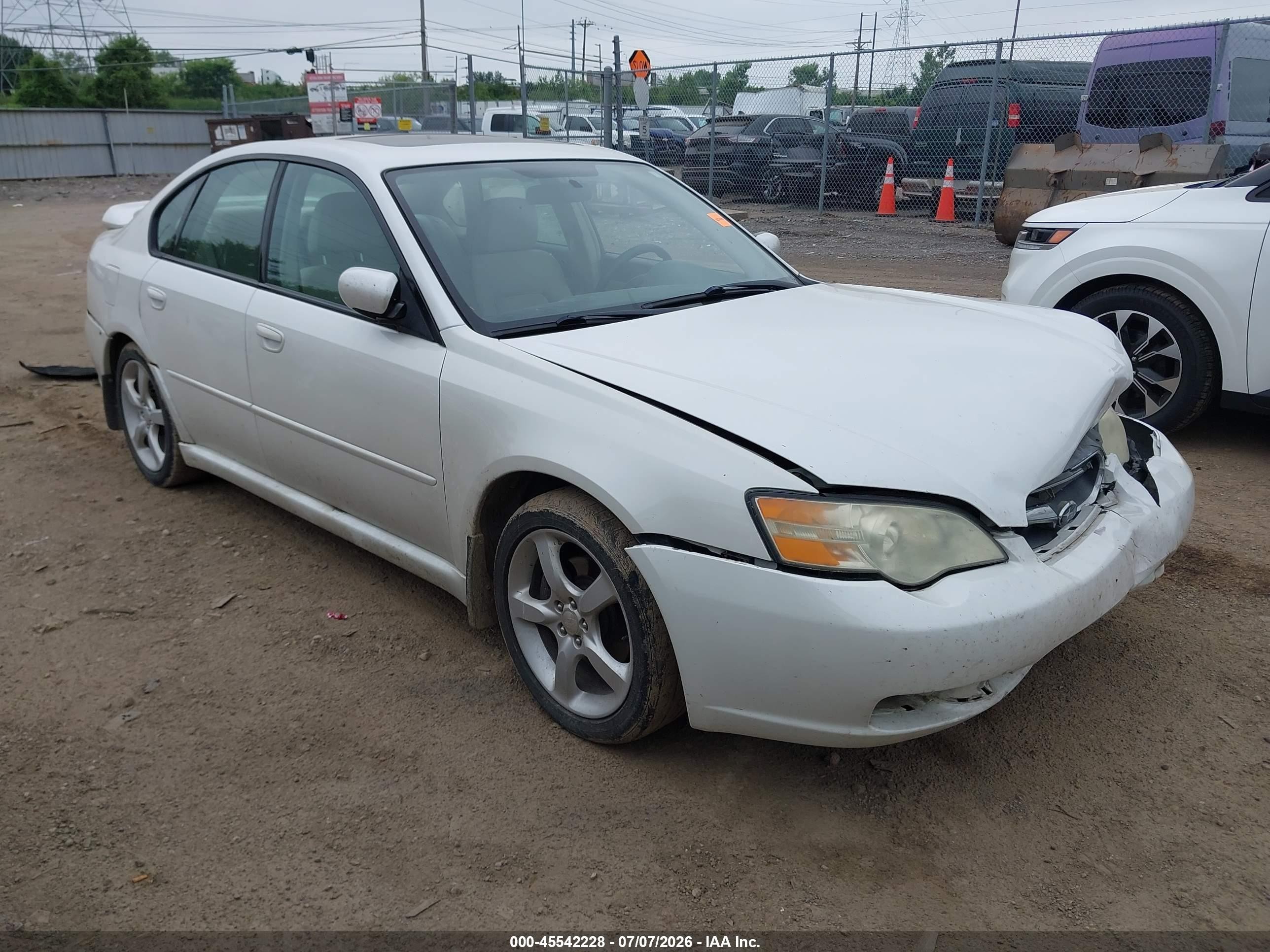 2007 Subaru Legacy 2.5i Белый vin: 4S3BL616577204820