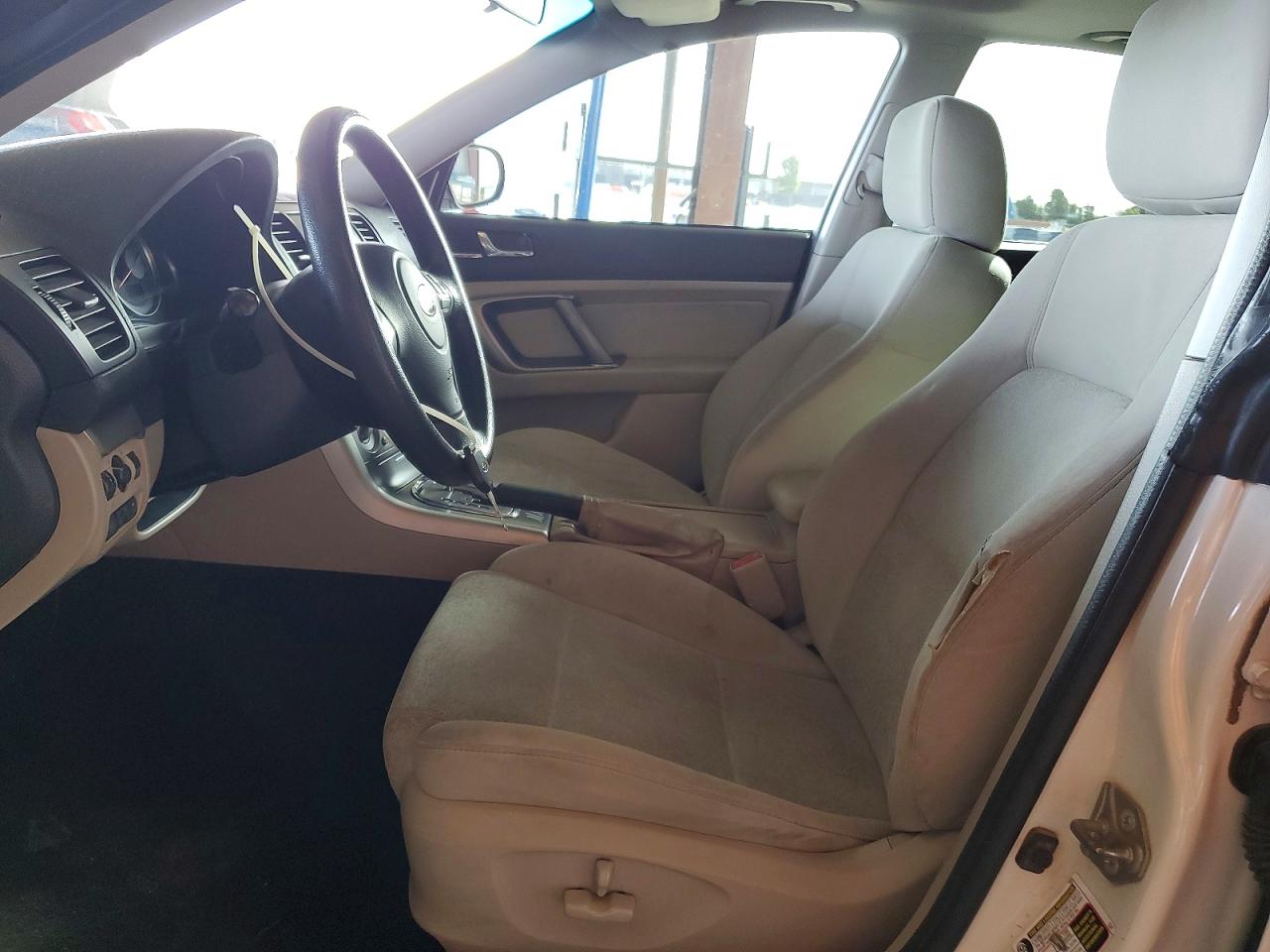 2009 Subaru Legacy 2.5i White vin: 4S3BL616597231552