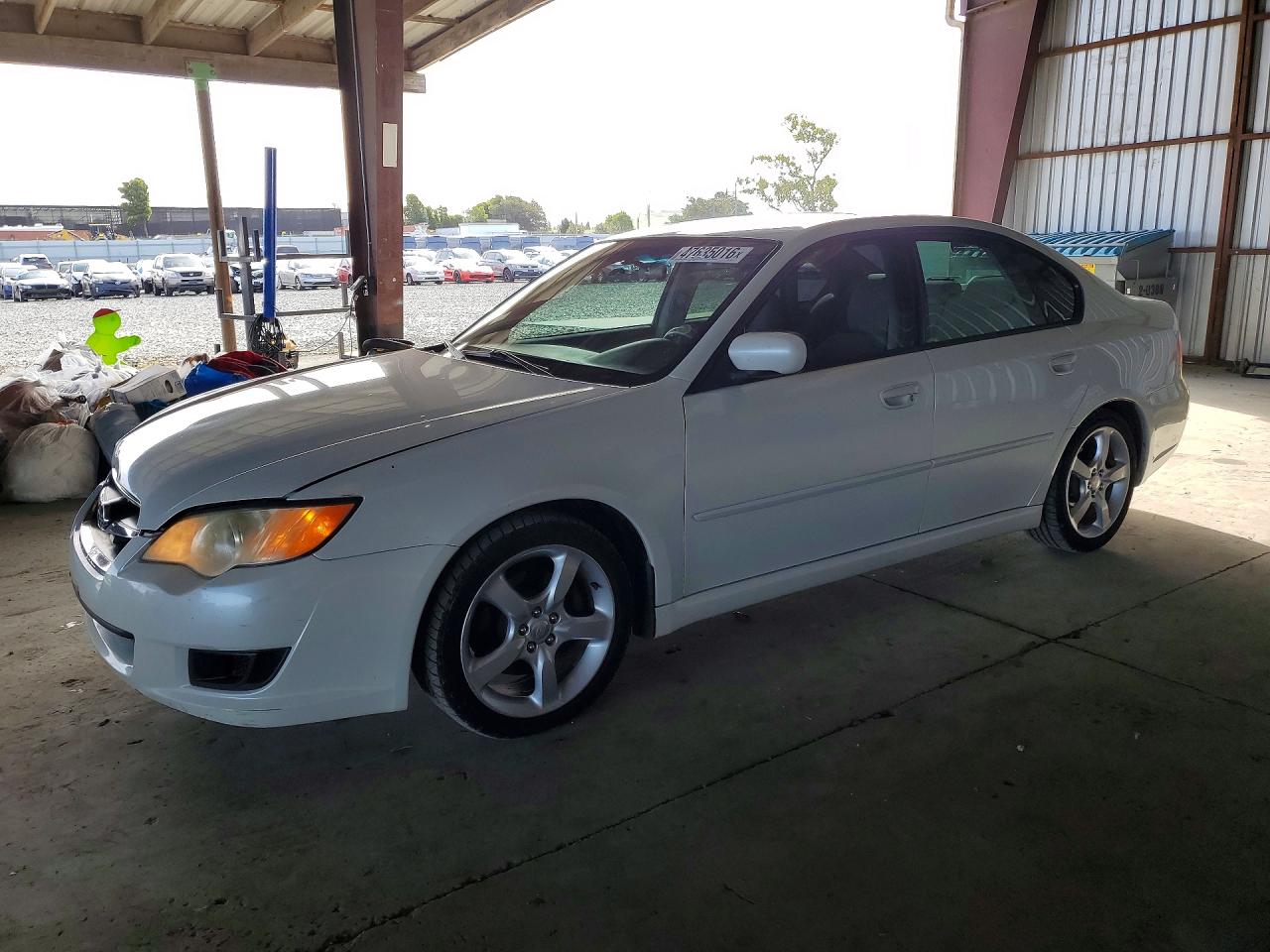 2009 Subaru Legacy 2.5i White vin: 4S3BL616597231552