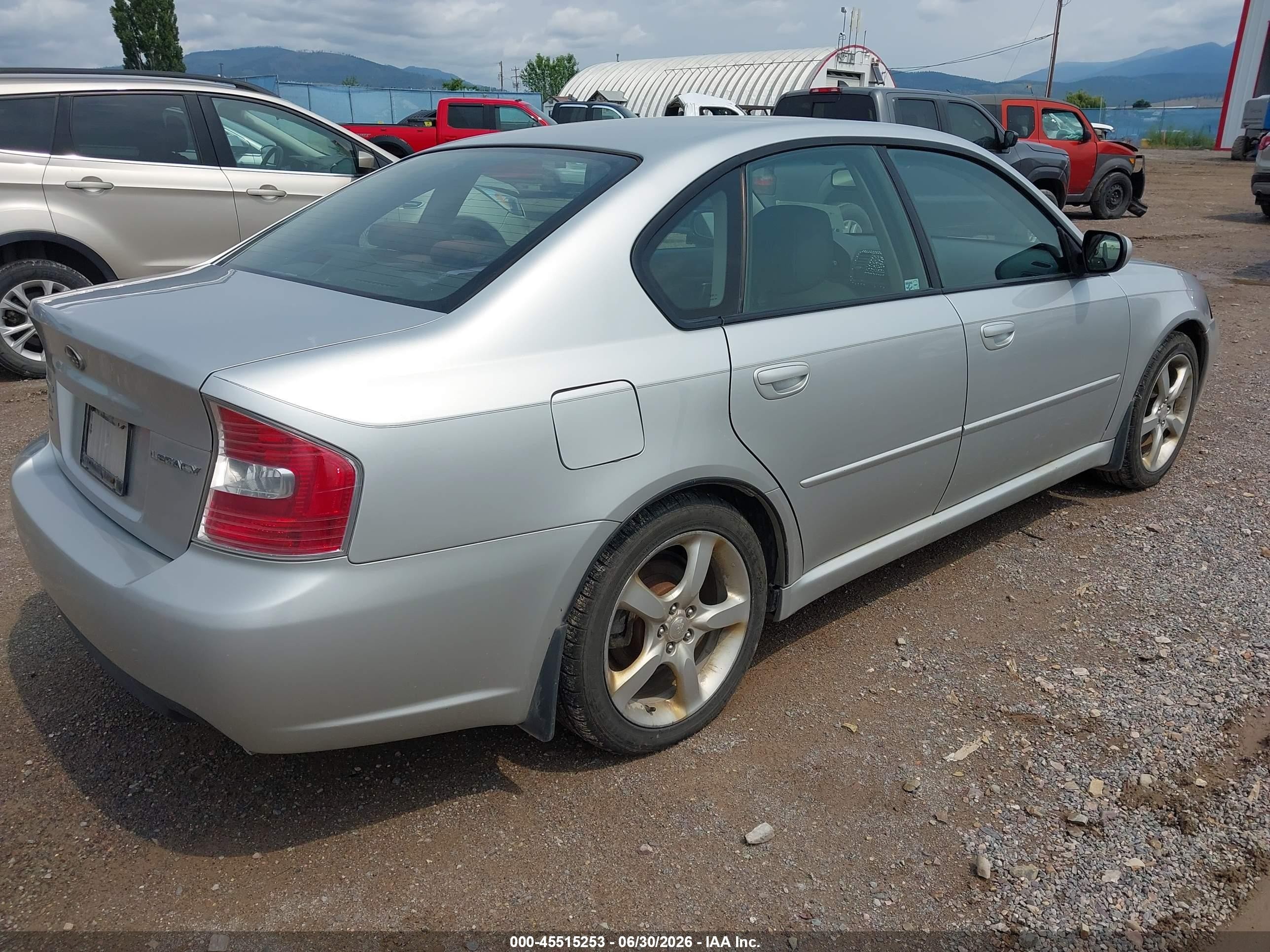 2007 Subaru Legacy 2.5i Silver vin: 4S3BL616677213199