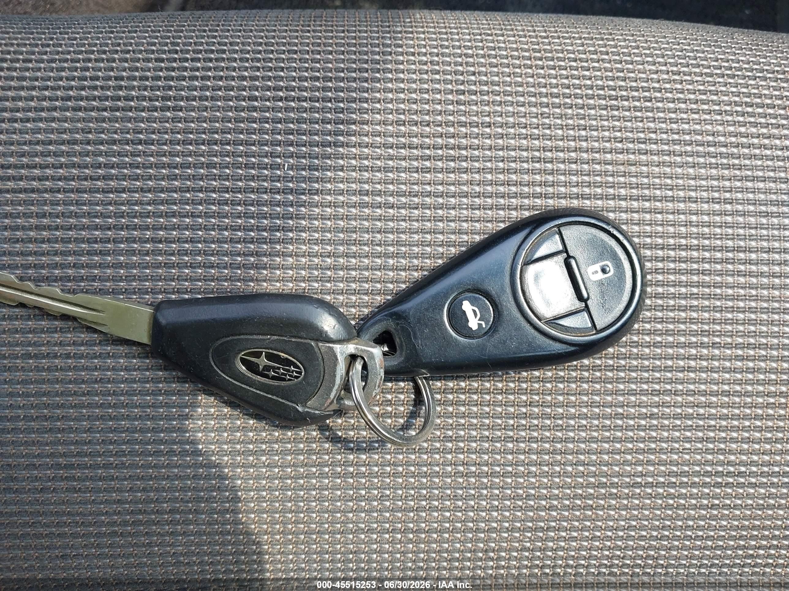 2007 Subaru Legacy 2.5i Silver vin: 4S3BL616677213199