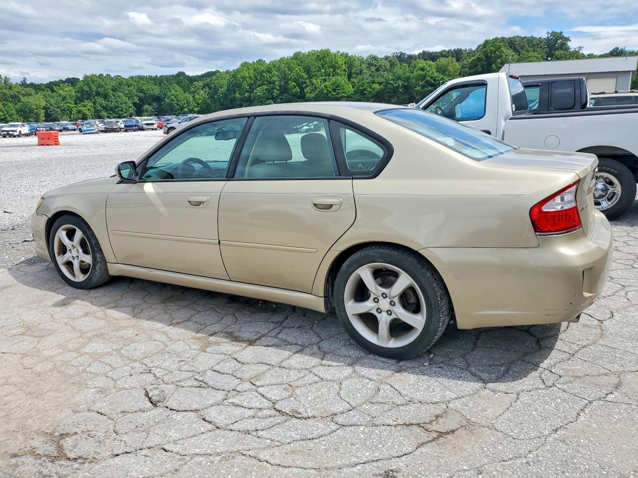 2008 Subaru Legacy 2.5i Beige vin: 4S3BL616687222003