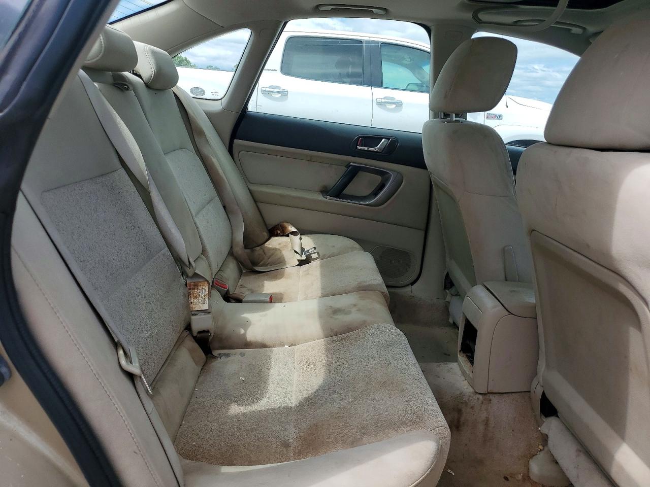 2008 Subaru Legacy 2.5i Beige vin: 4S3BL616687222003