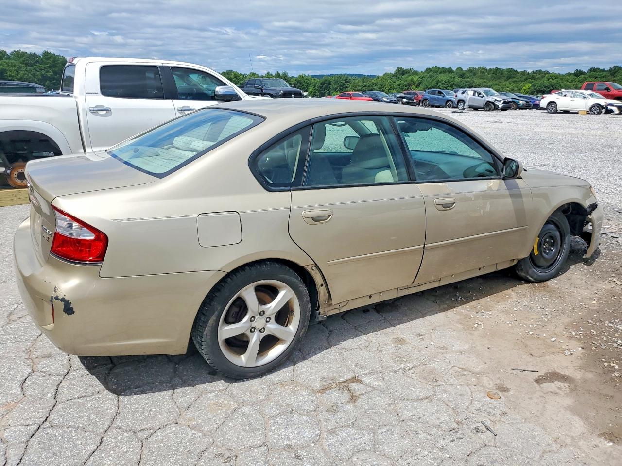 2008 Subaru Legacy 2.5i Beige vin: 4S3BL616687222003