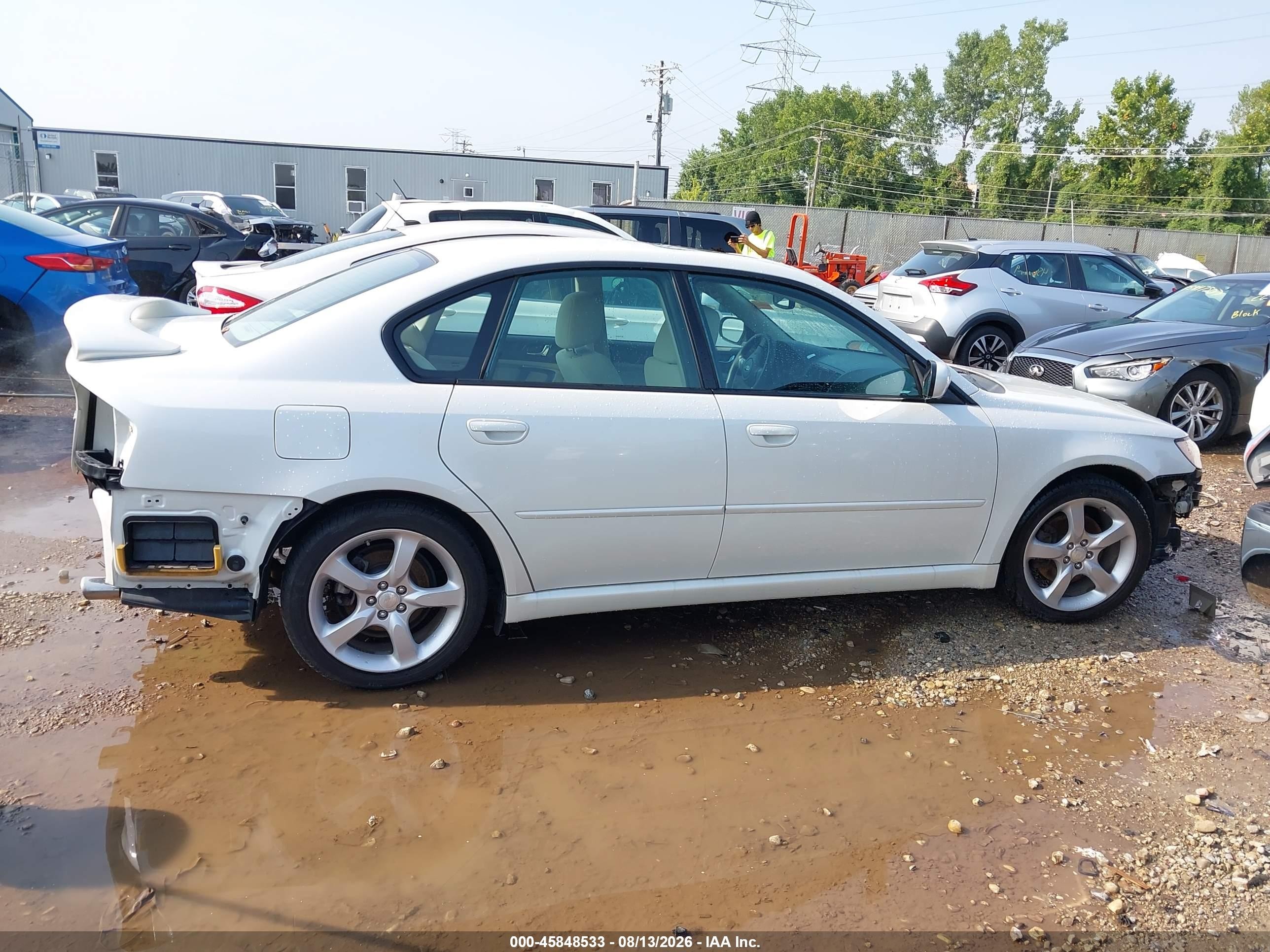 2008 Subaru Legacy 2.5i Белый vin: 4S3BL616787202391