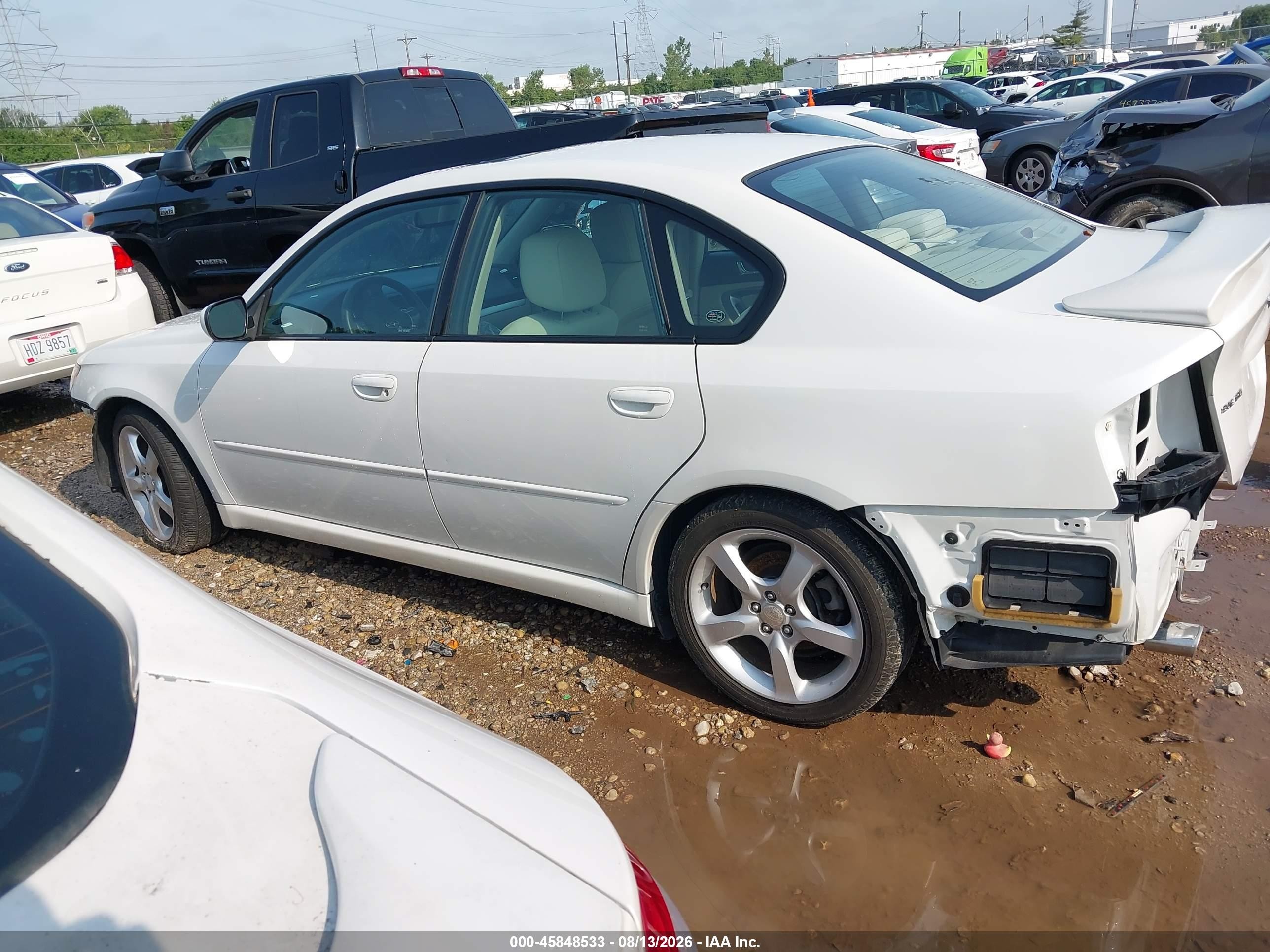 2008 Subaru Legacy 2.5i Белый vin: 4S3BL616787202391