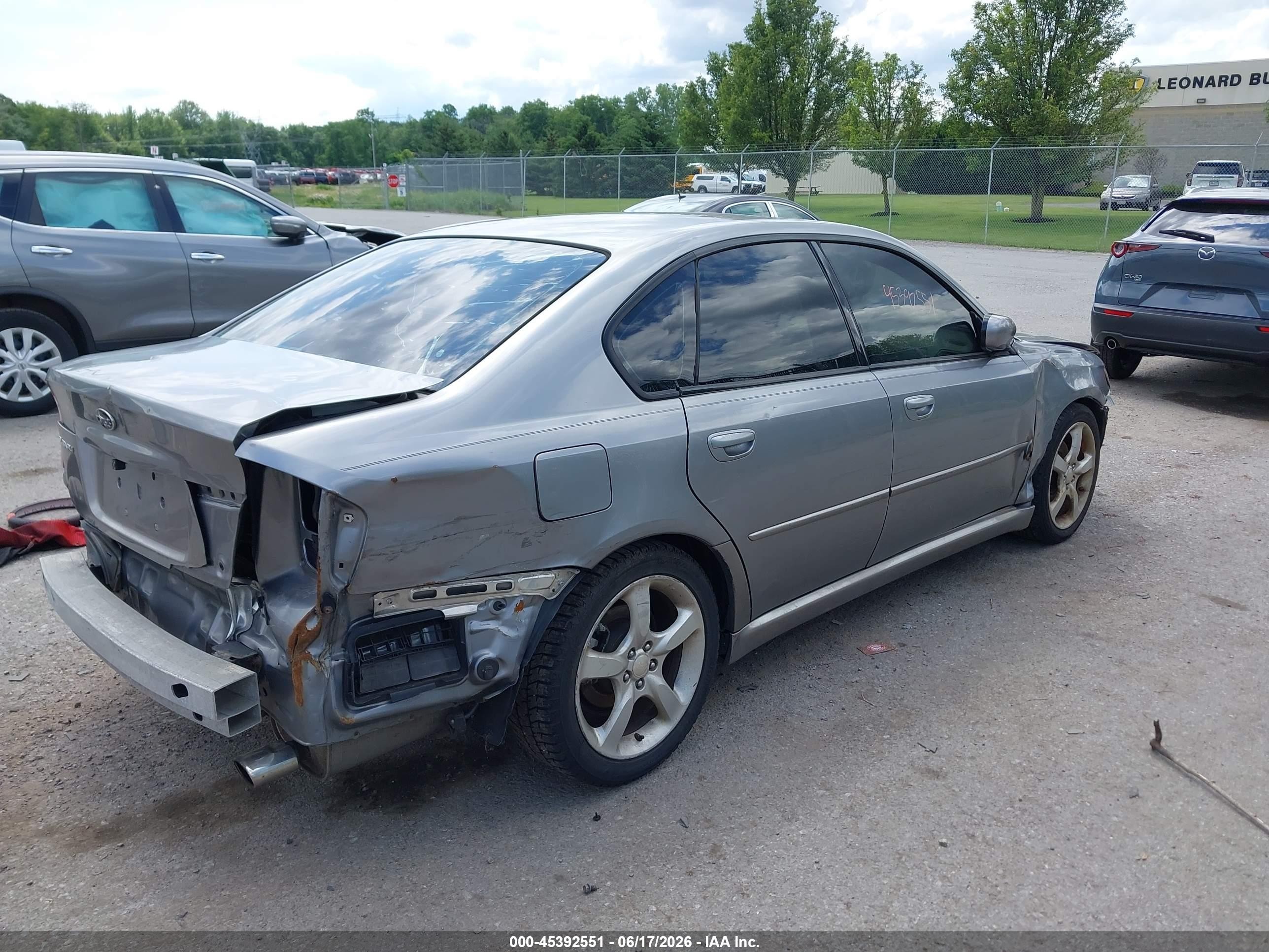 2008 Subaru Legacy 2.5i Серебряный vin: 4S3BL616787209924