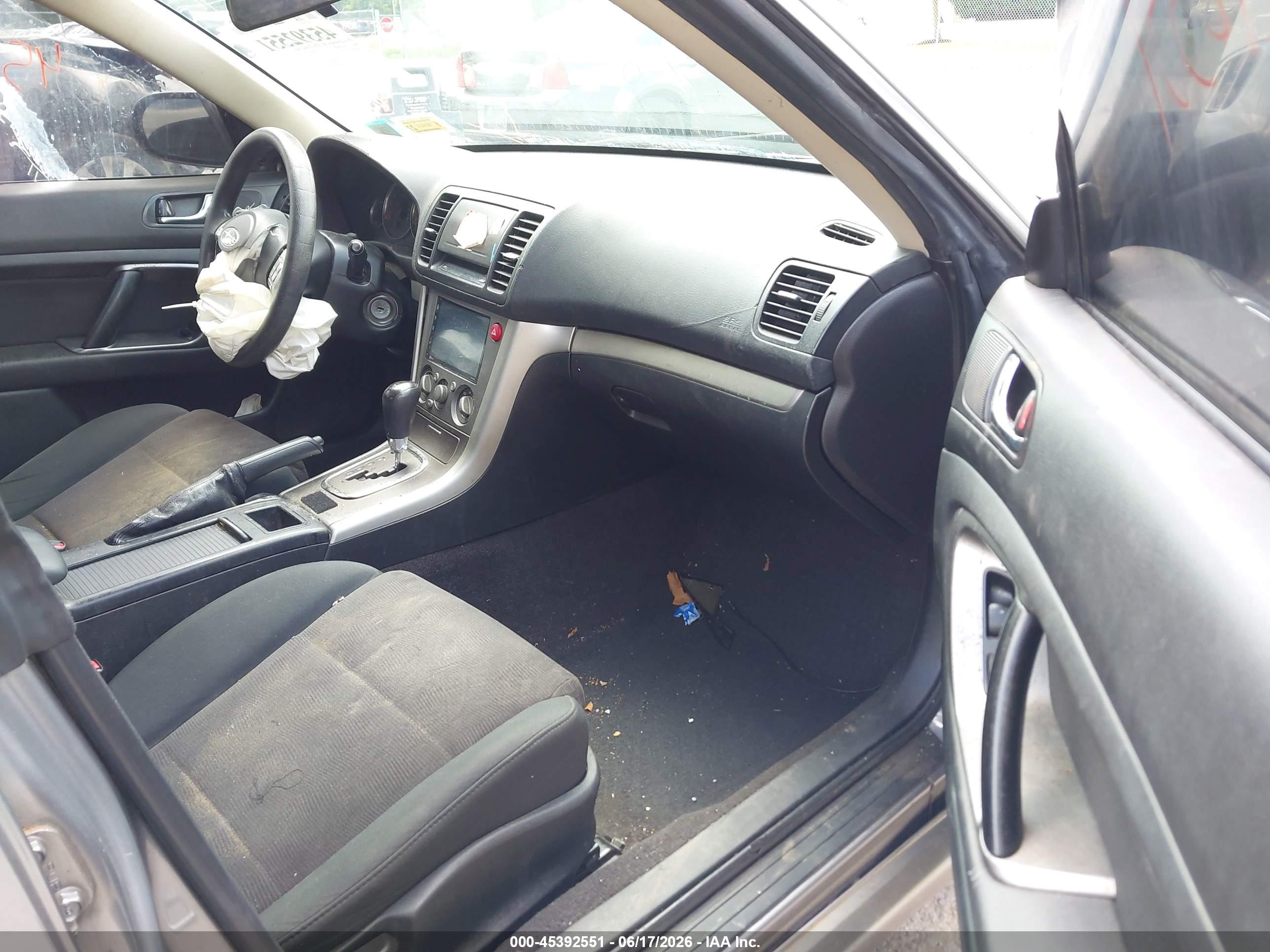2008 Subaru Legacy 2.5i Серебряный vin: 4S3BL616787209924