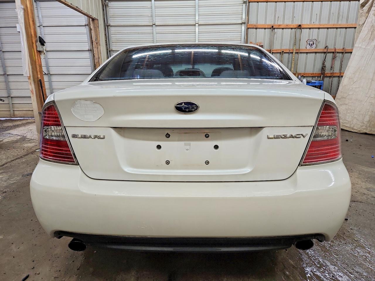2007 Subaru Legacy 2.5i White vin: 4S3BL616877205203