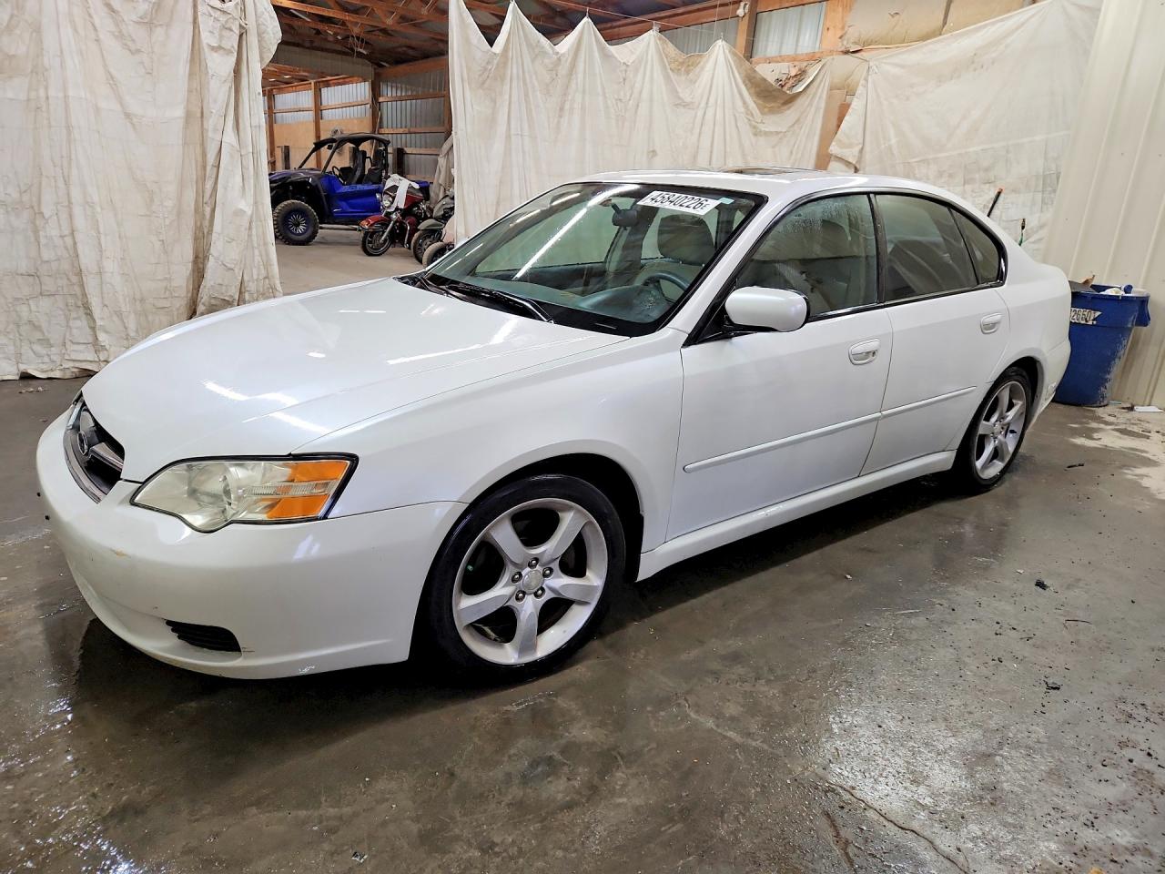 2007 Subaru Legacy 2.5i White vin: 4S3BL616877205203