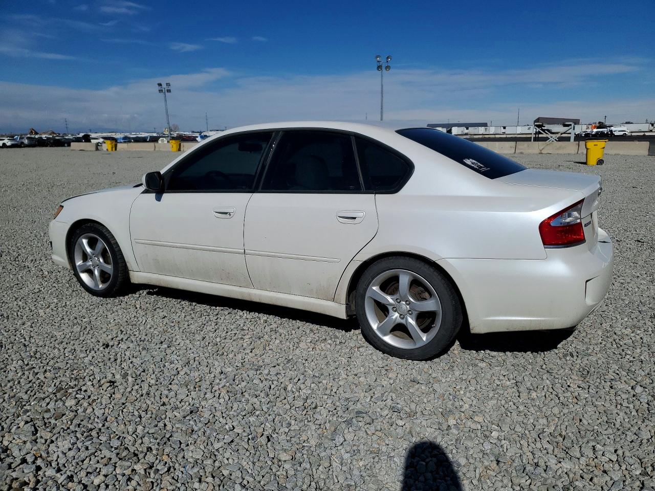 2008 Subaru Legacy White vin: 4S3BL616886217181