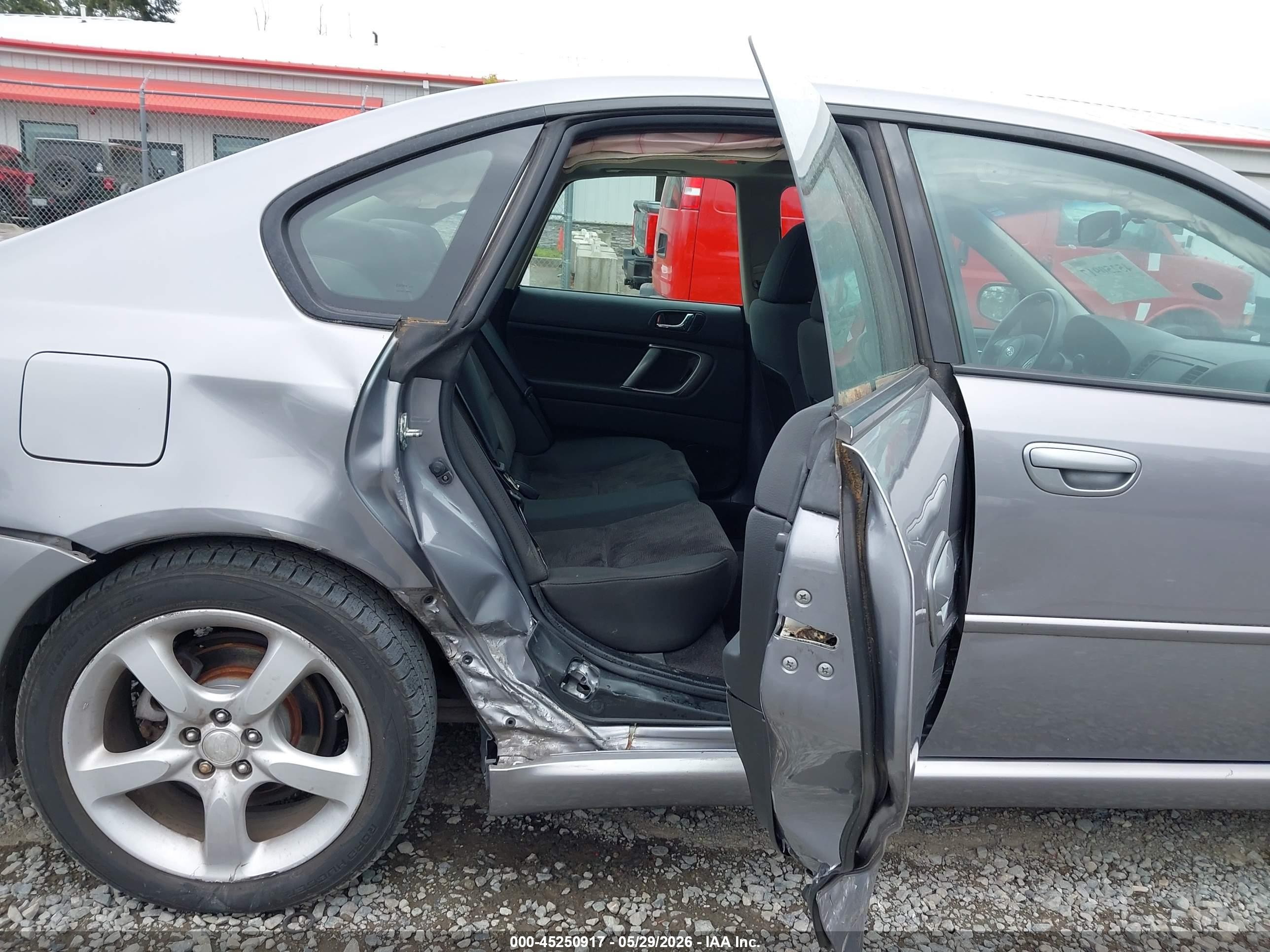 2009 Subaru Legacy 2.5i Silver vin: 4S3BL616897215426