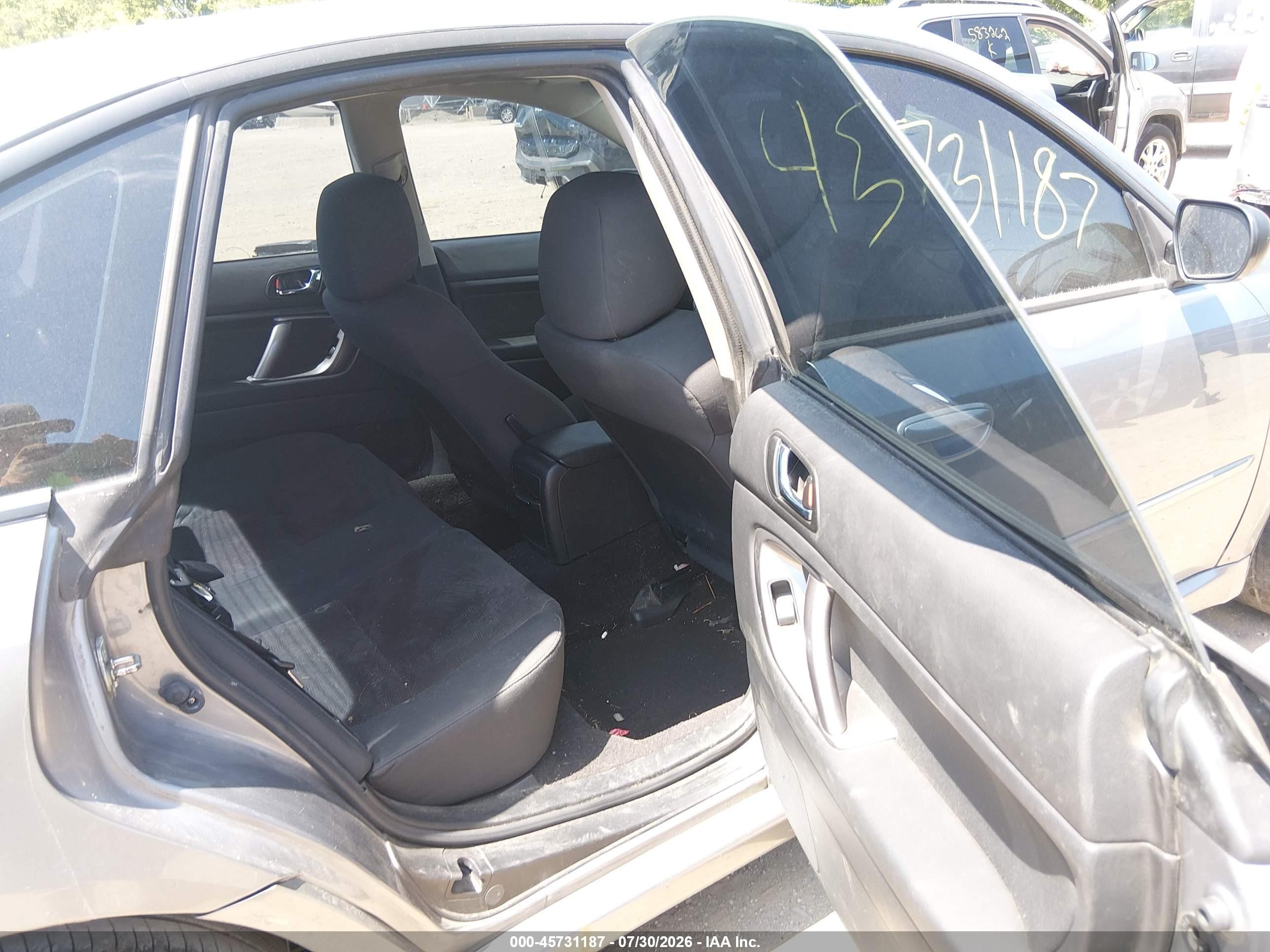 2009 Subaru Legacy 2.5i Silver vin: 4S3BL616897231772