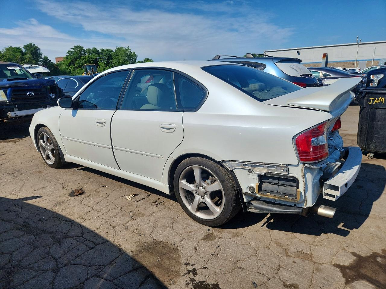 2007 Subaru Legacy 2.5i White vin: 4S3BL616977212242