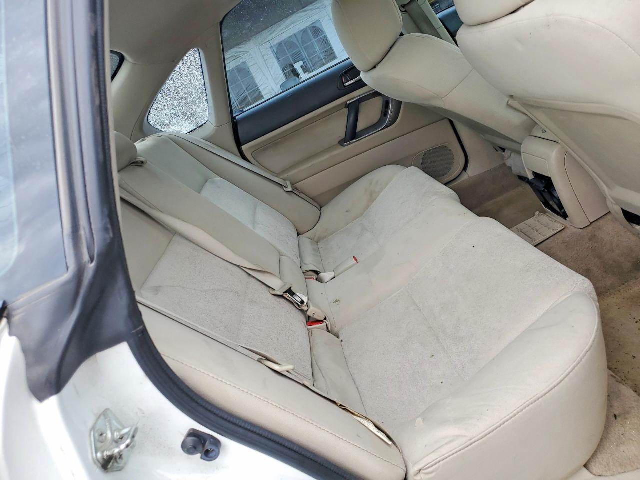 2008 Subaru Legacy 2.5i White vin: 4S3BL616987227146