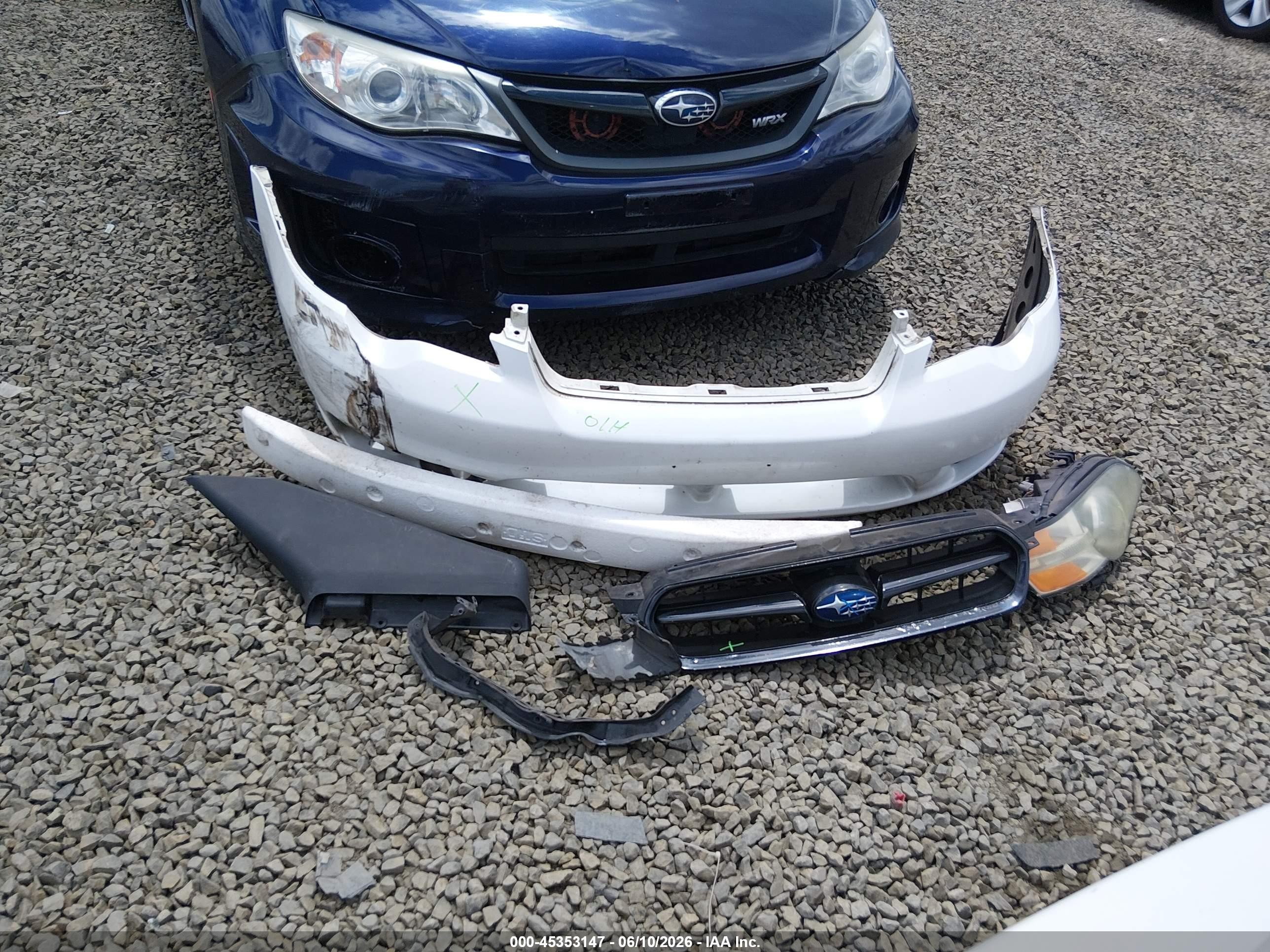 2005 Subaru Legacy 2.5i White vin: 4S3BL616X57223599