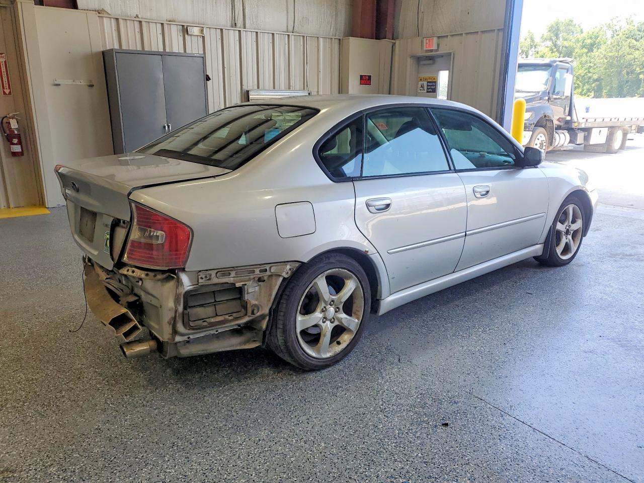 2007 Subaru Legacy 2.5i Limited Silver vin: 4S3BL626377211831