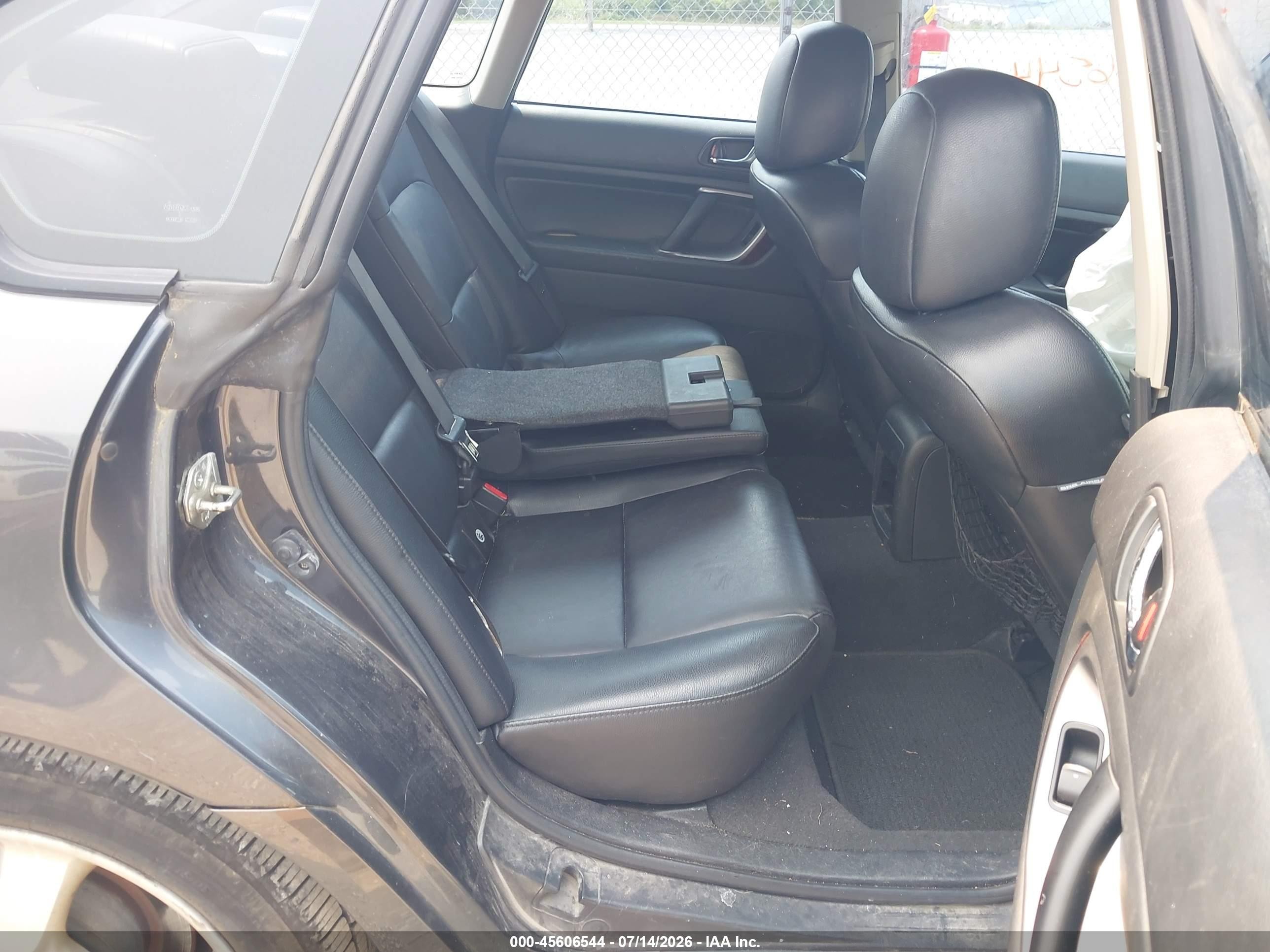2007 Subaru Legacy 2.5i Limited Серый vin: 4S3BL626377212736