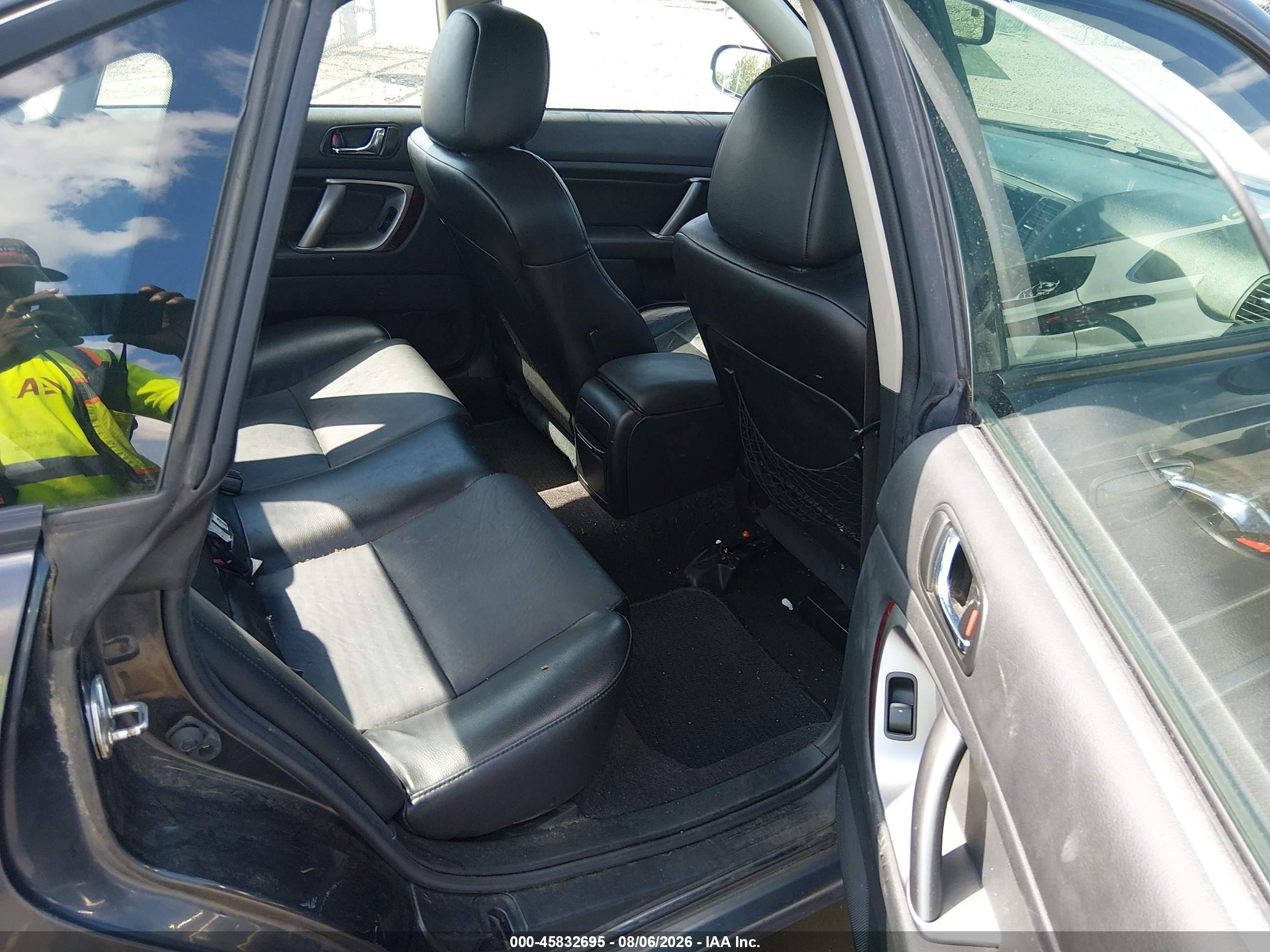 2009 Subaru Legacy 2.5i Limited Серый vin: 4S3BL626497211663