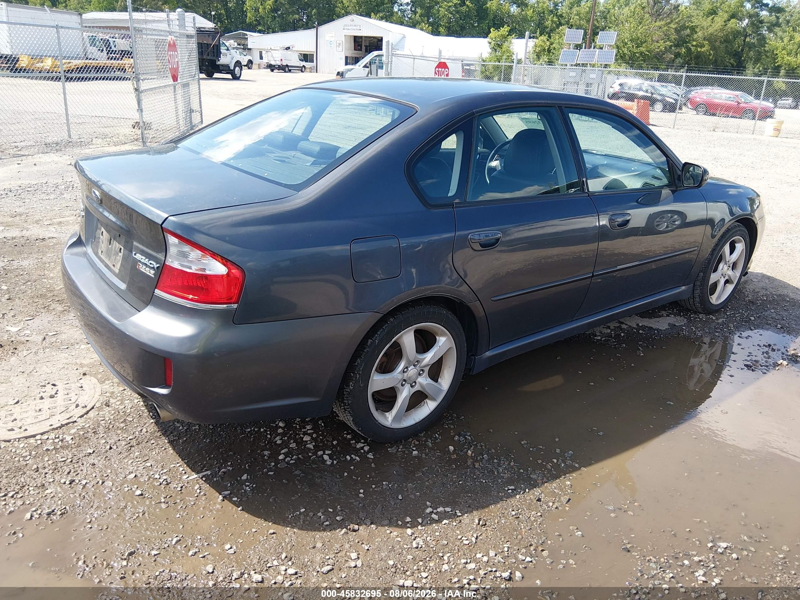 2009 Subaru Legacy 2.5i Limited Серый vin: 4S3BL626497211663