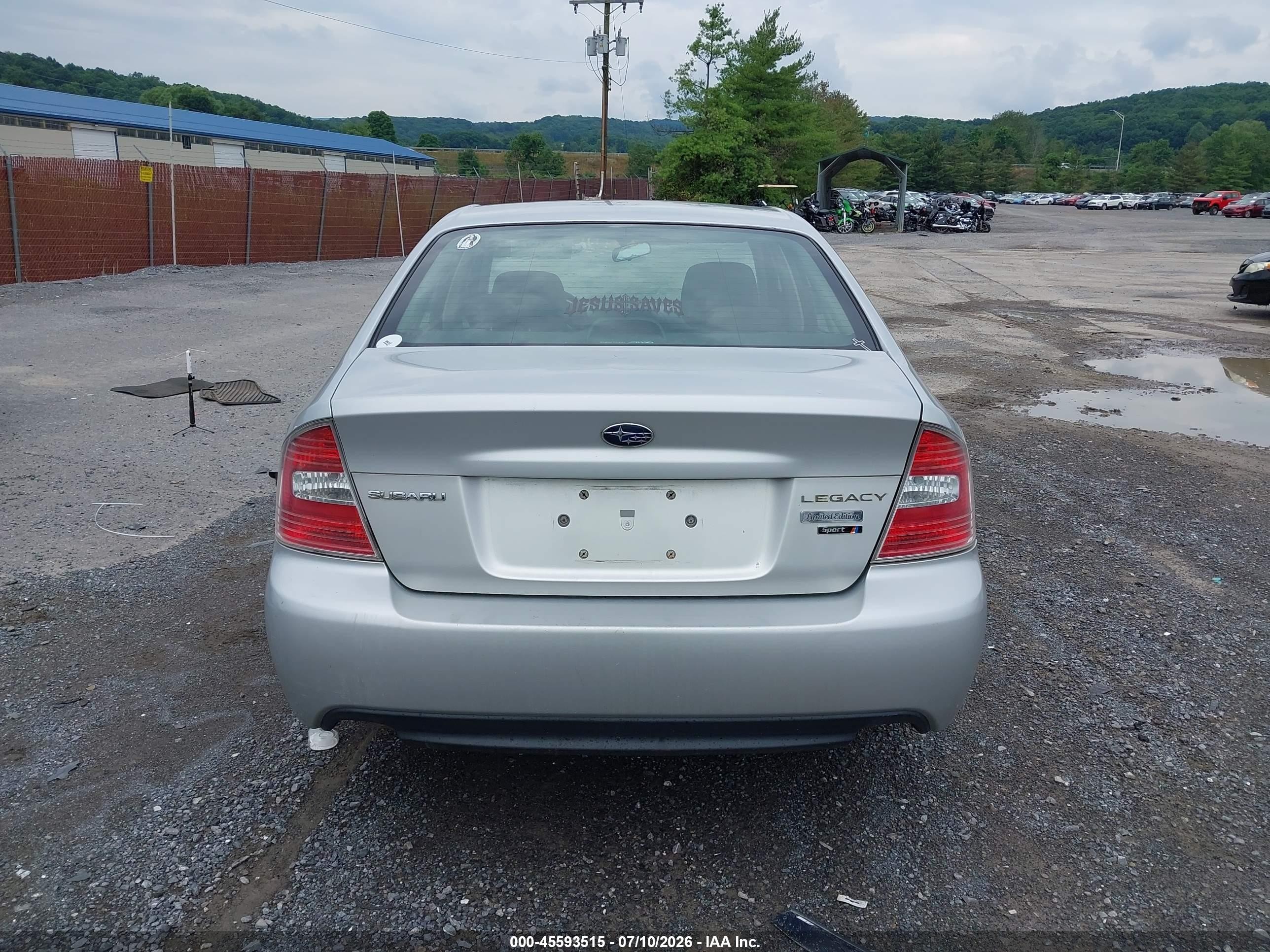 2006 Subaru Legacy 2.5i Silver vin: 4S3BL626567214910