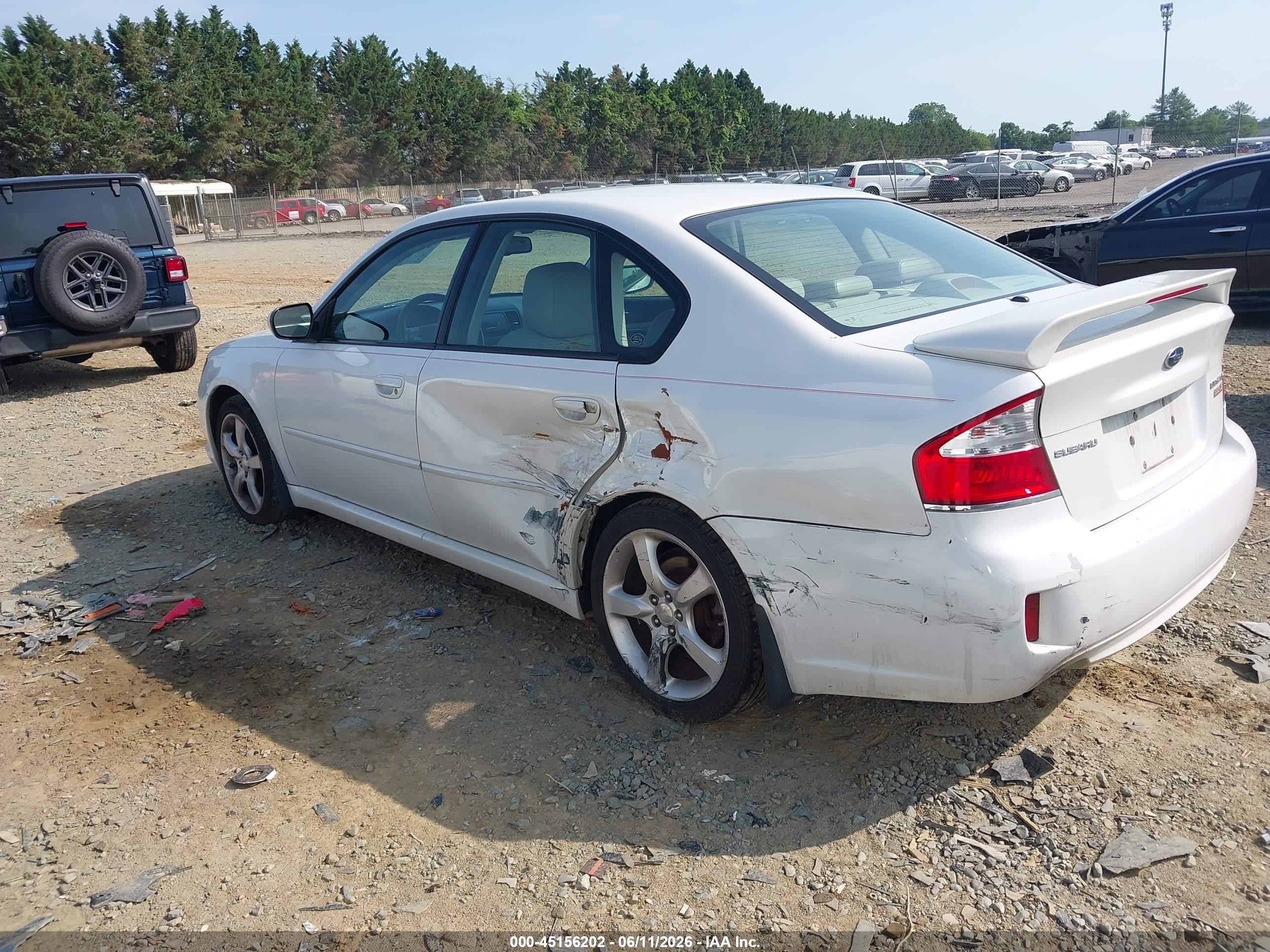2008 Subaru Legacy 2.5i Limited White vin: 4S3BL626687208357