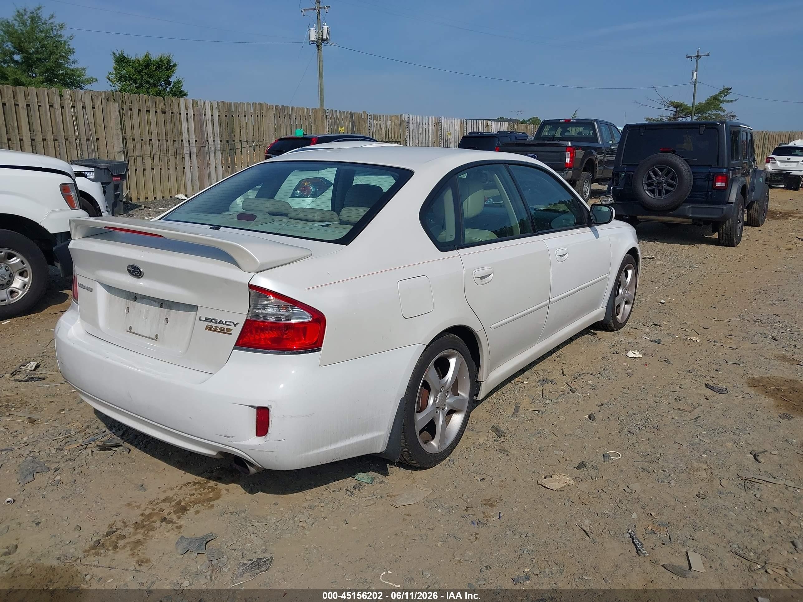 2008 Subaru Legacy 2.5i Limited White vin: 4S3BL626687208357