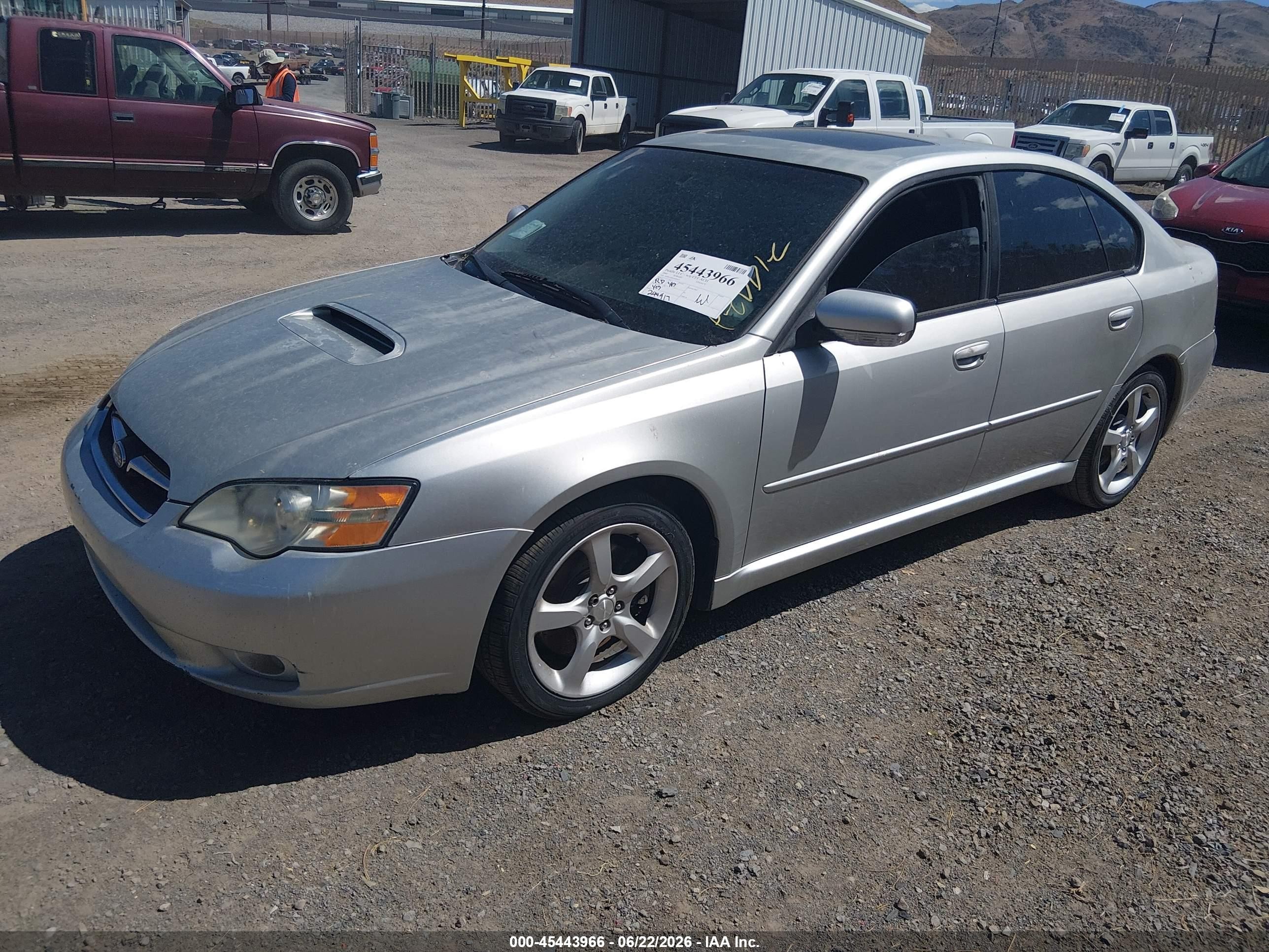 2005 Subaru Legacy 2.5gt Limited Серебряный vin: 4S3BL676X54203457