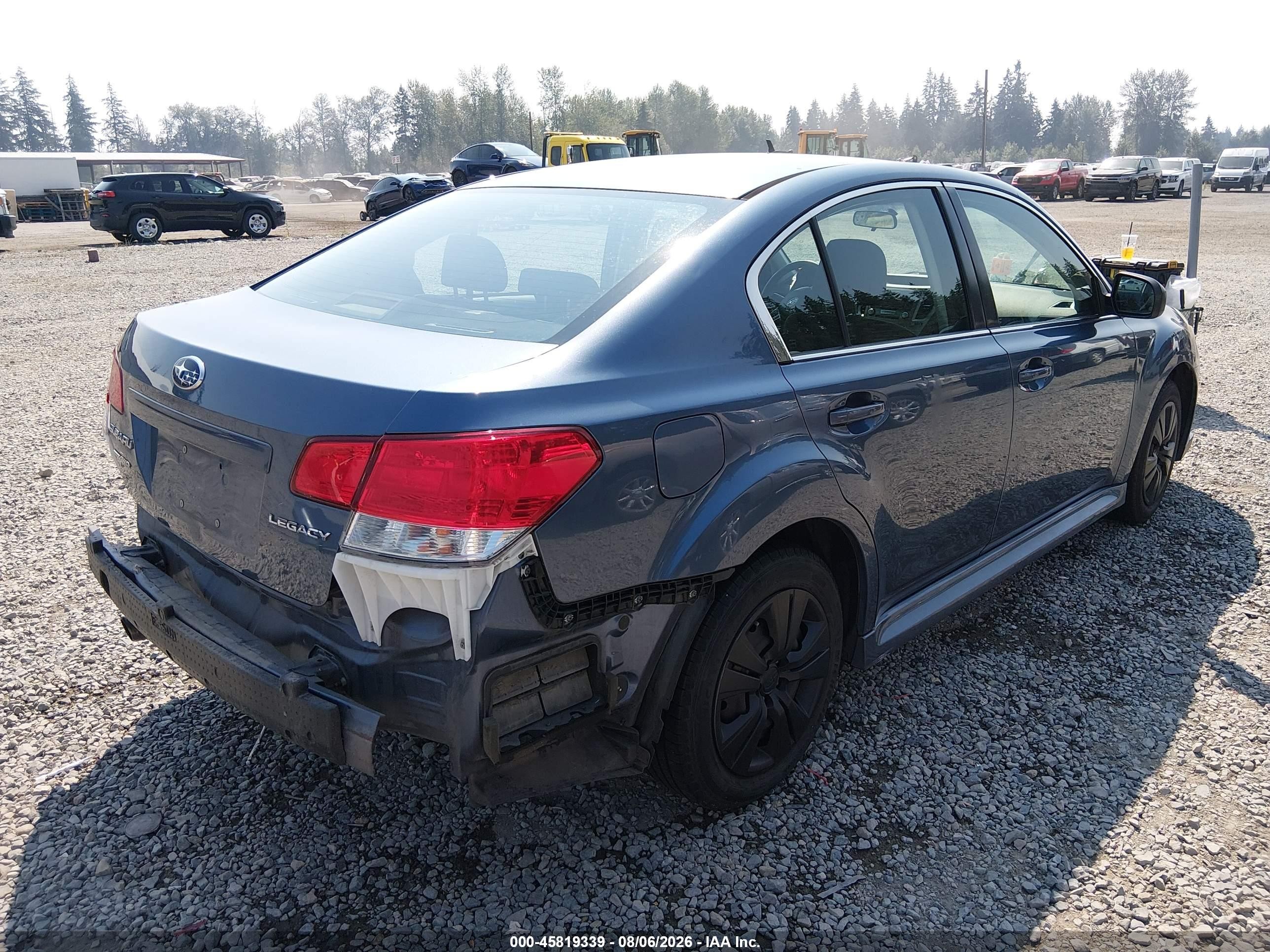 2013 Subaru Legacy 2.5i Синий vin: 4S3BMAA64D1011766