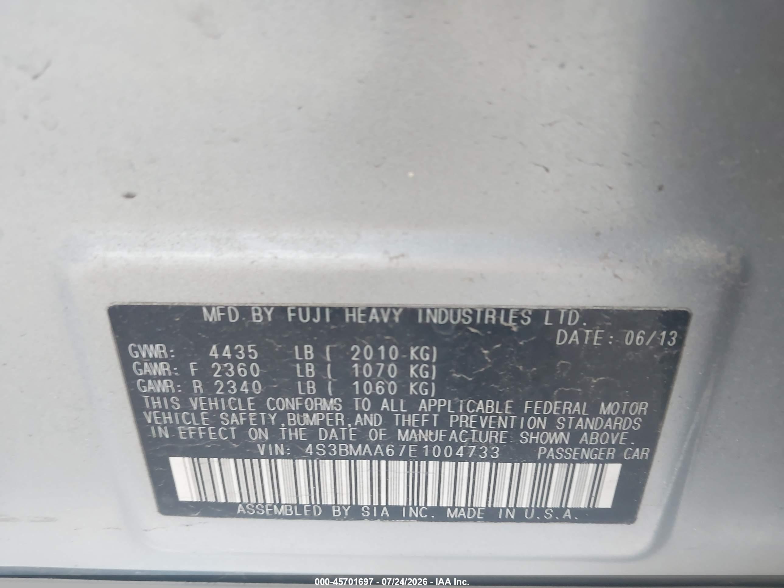 2014 Subaru Legacy 2.5i Серебряный vin: 4S3BMAA67E1004733