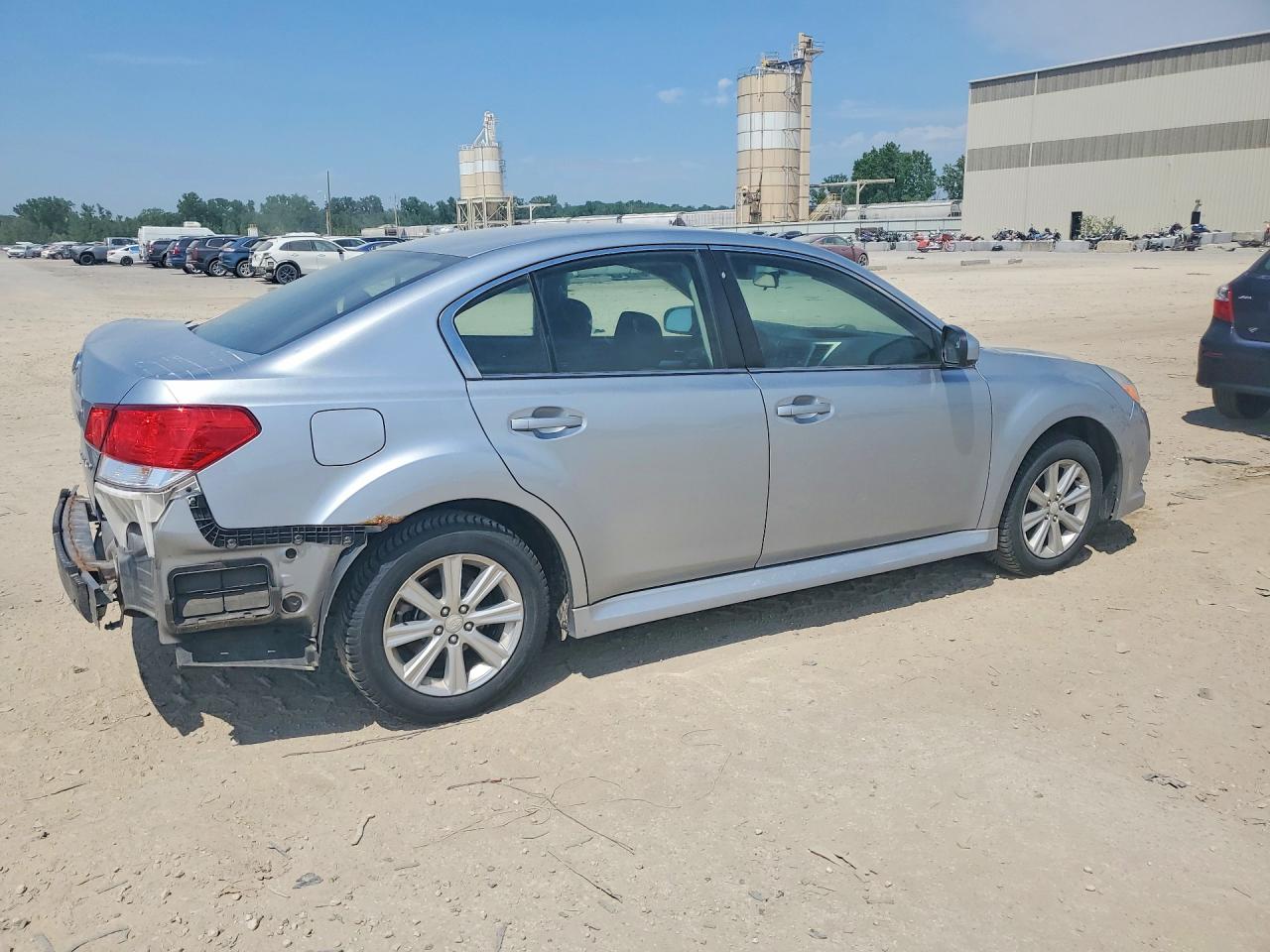 2012 Subaru Legacy 2.5i Silver vin: 4S3BMAA6XC1015206