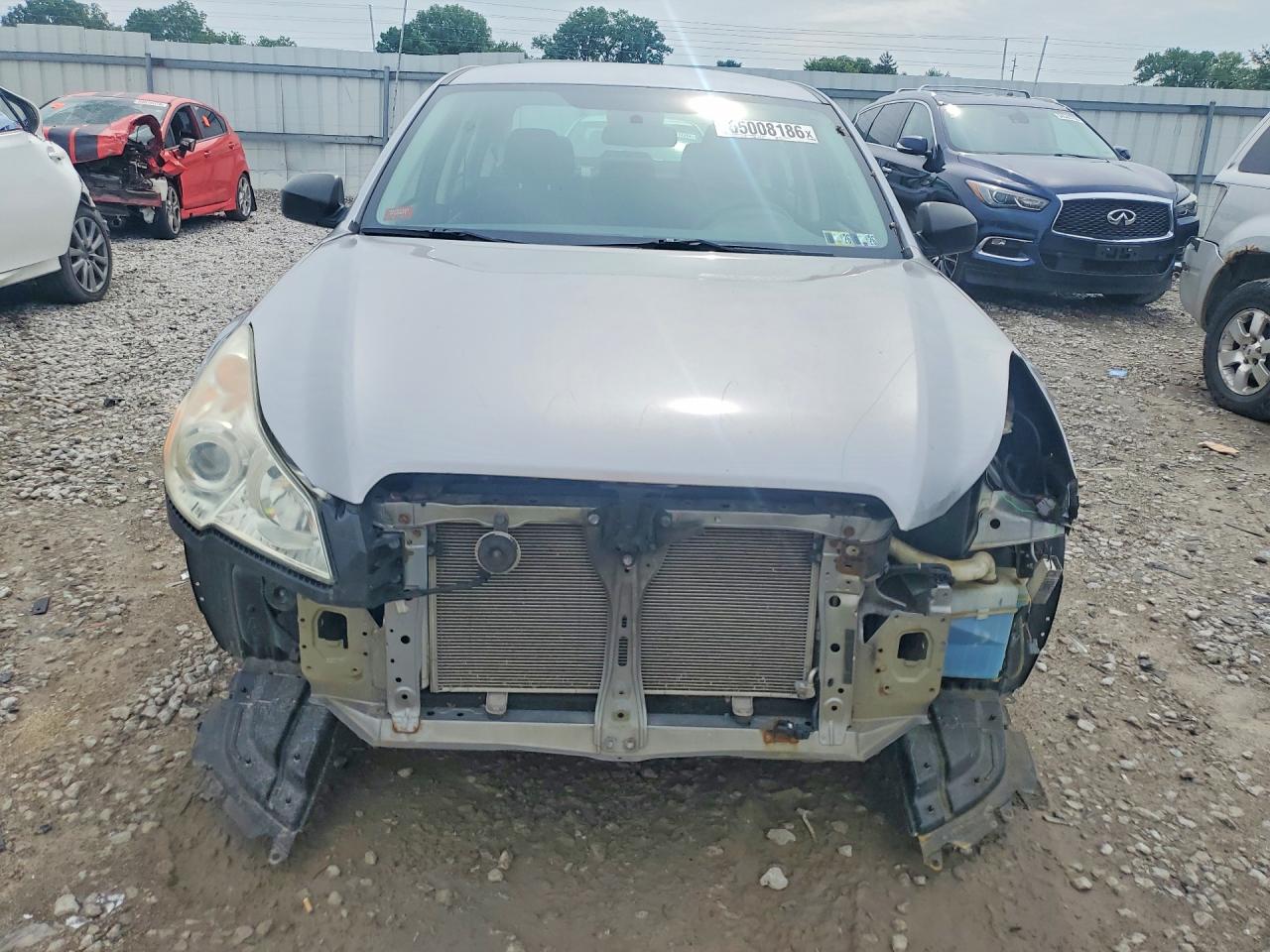 2011 Subaru Legacy 2.5i Серебряный vin: 4S3BMBA60B3221613