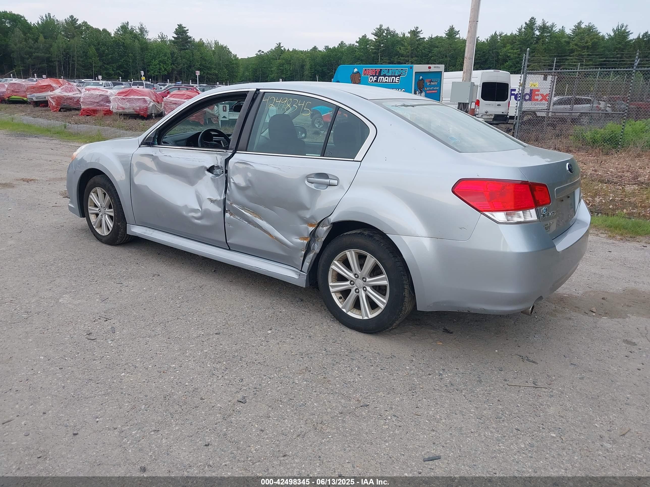 2012 Subaru Legacy 2.5i Silver vin: 4S3BMBA61C3037234