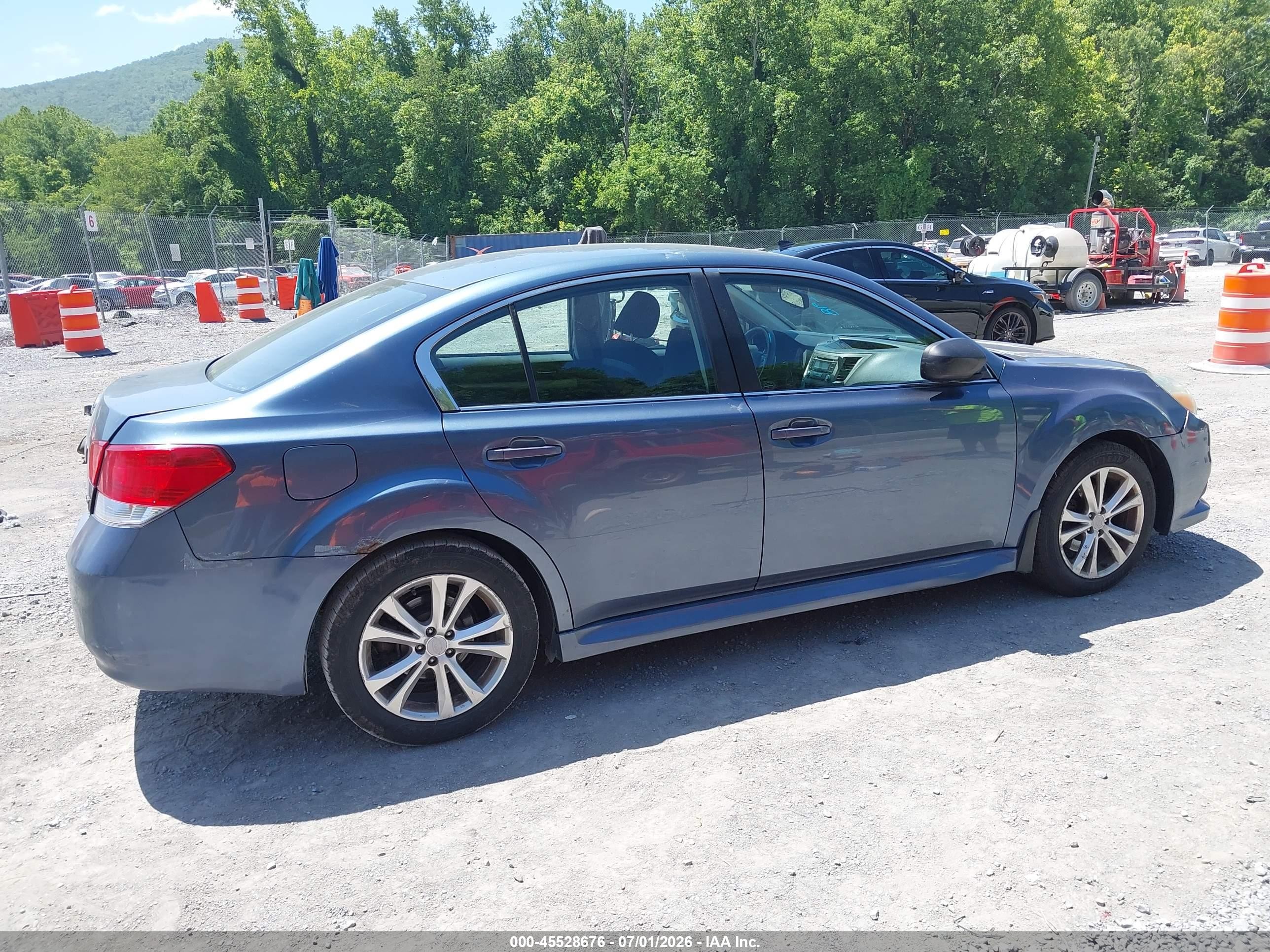 2014 Subaru Legacy 2.5i Blue vin: 4S3BMBA62E3004584