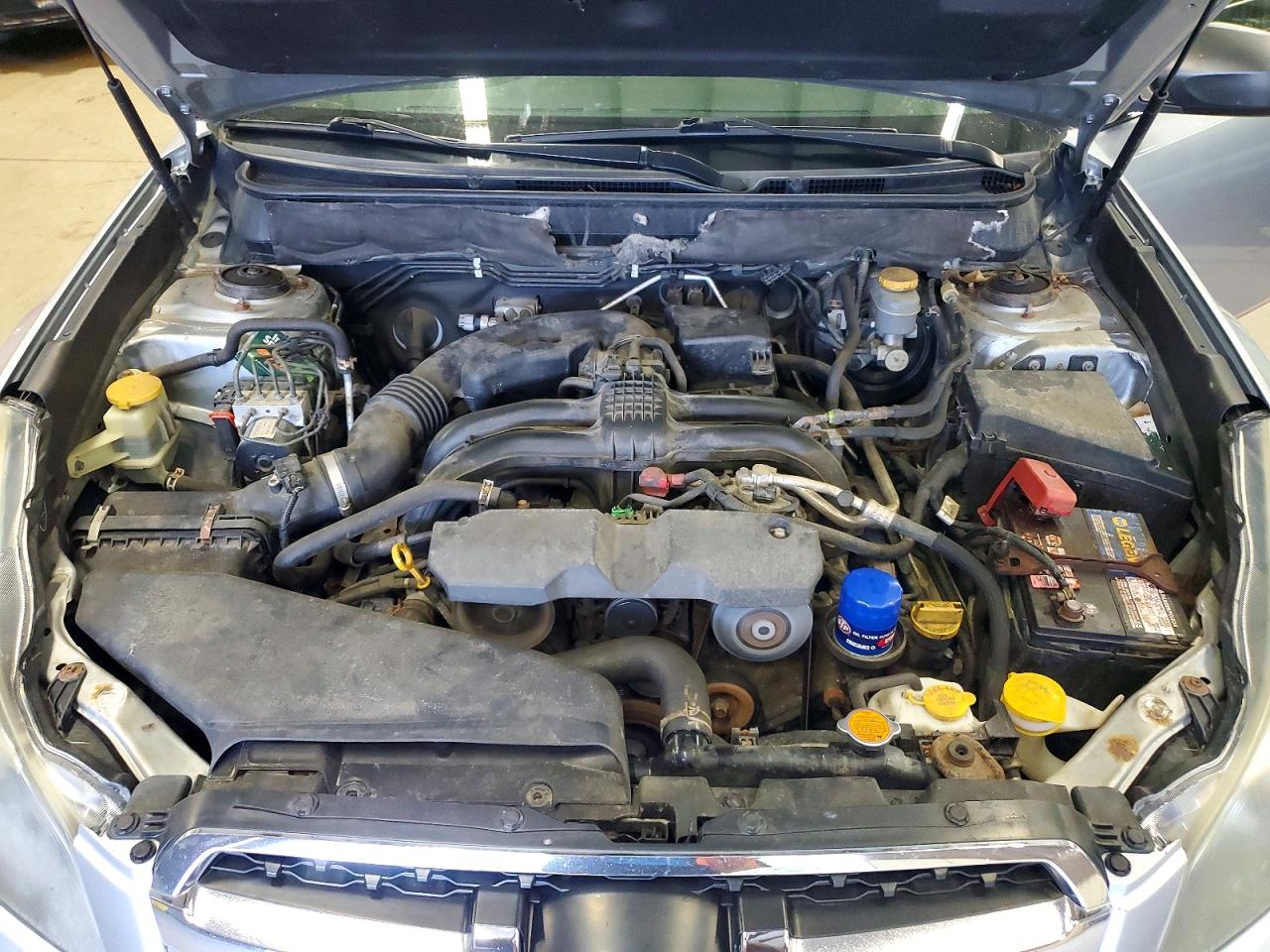2014 Subaru Legacy 2.5i Silver vin: 4S3BMBA62E3015925