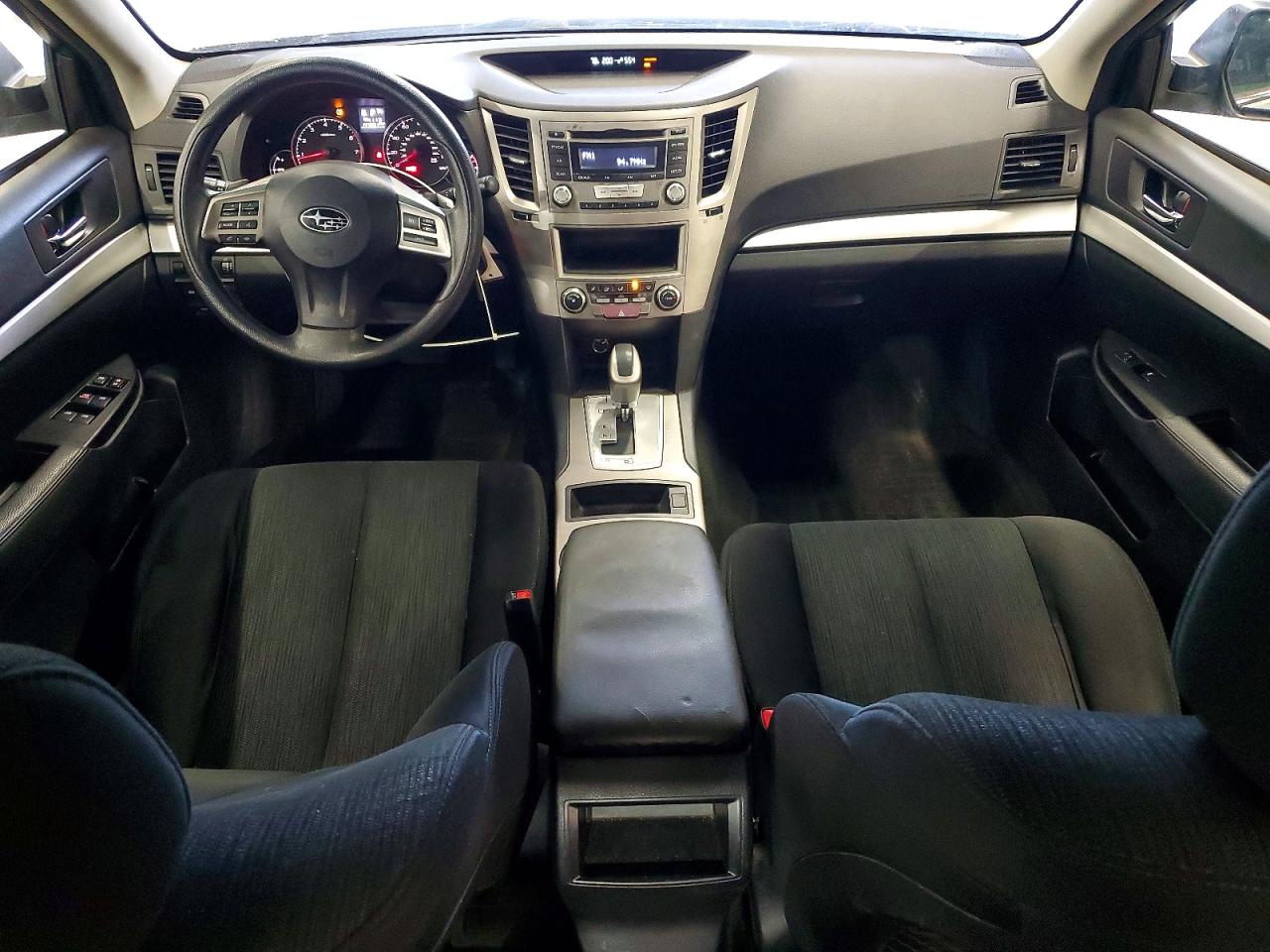 2014 Subaru Legacy 2.5i Silver vin: 4S3BMBA62E3015925