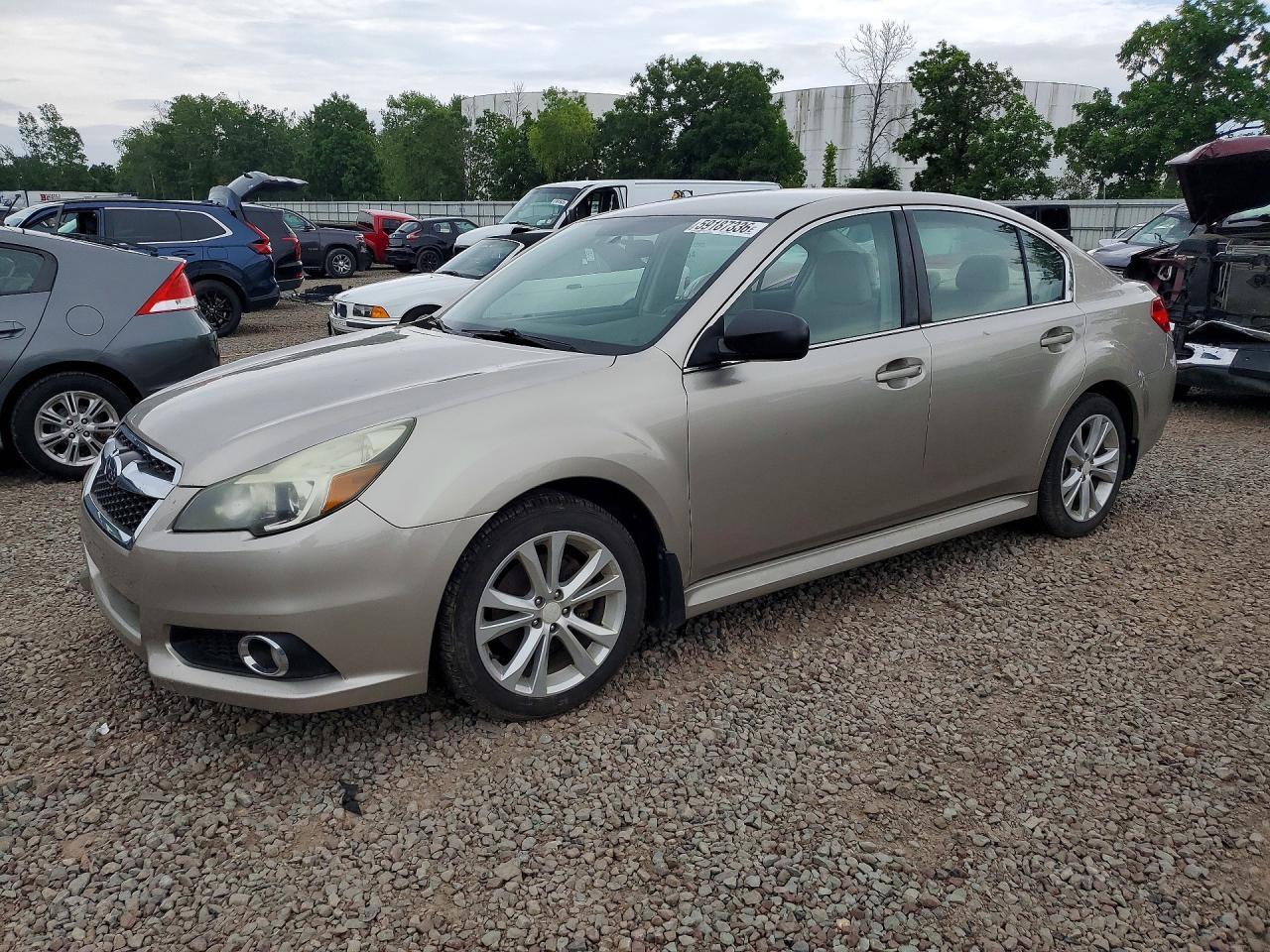 2014 Subaru Legacy 2.5i Желто-коричневый vin: 4S3BMBA62E3023328