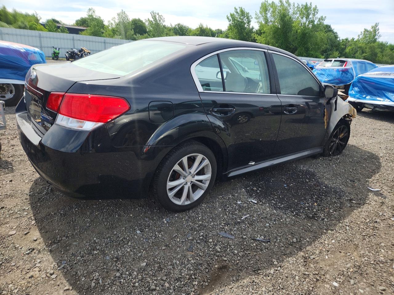 2014 Subaru Legacy 2.5i Black vin: 4S3BMBA62E3037228